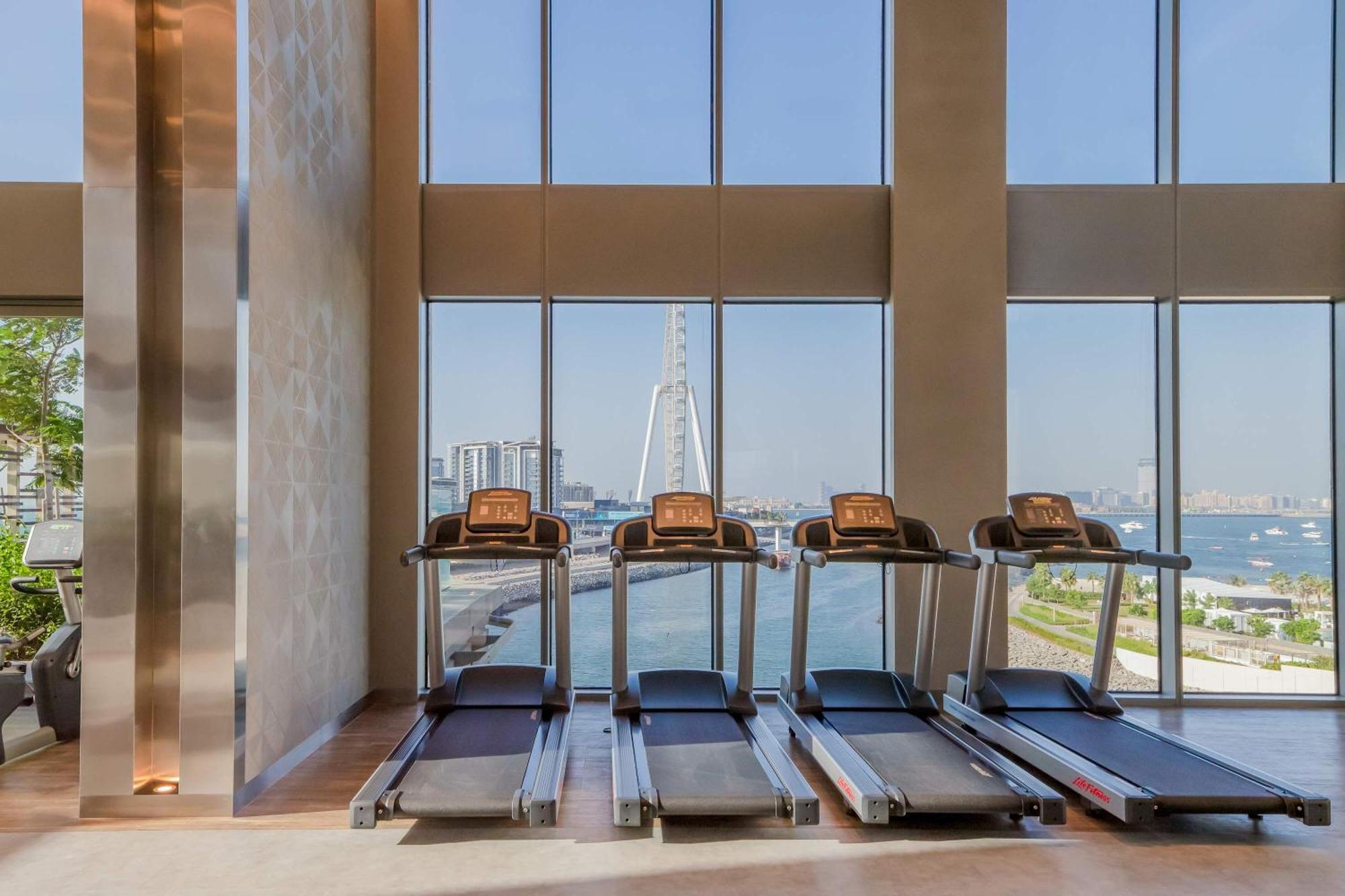 Silkhaus Elegant 1bdr Pad With Marina And Views New Building Apartment