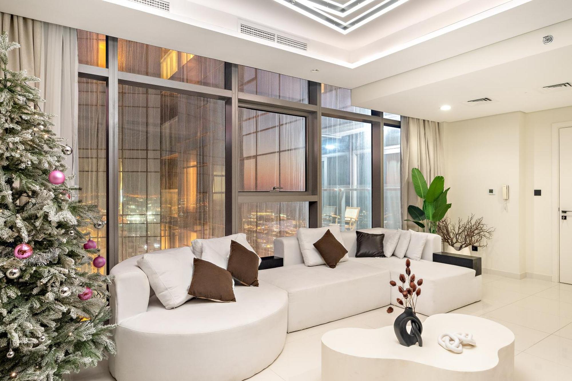 Apartment Panoramic Burj Khalifa And Sea View, Infinity Pool, Luxury 2br Dubai