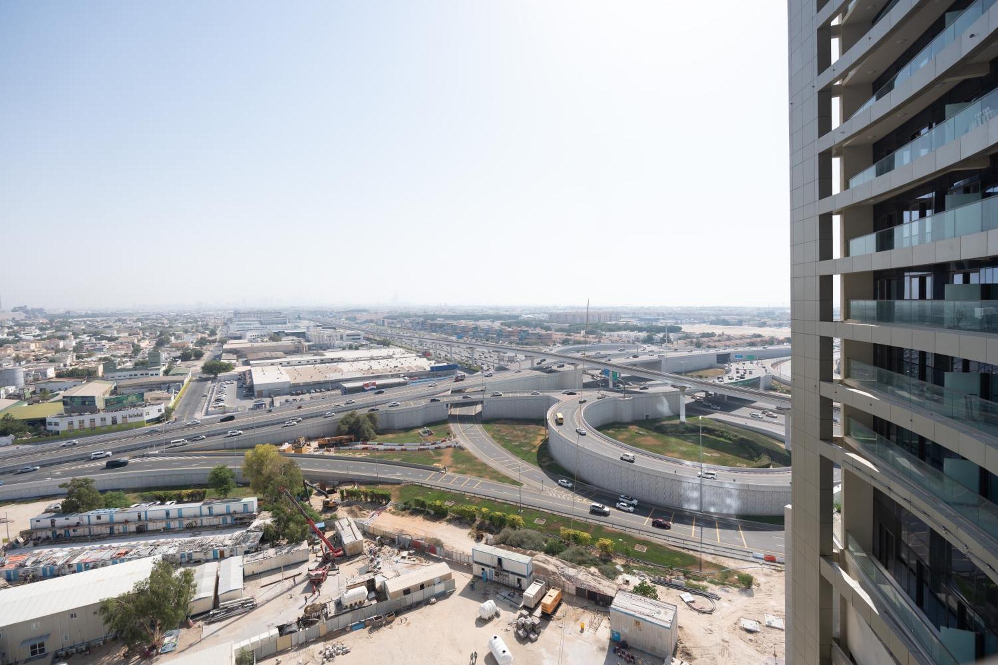 Luxury At Aykon Tower - Views Appartamento *