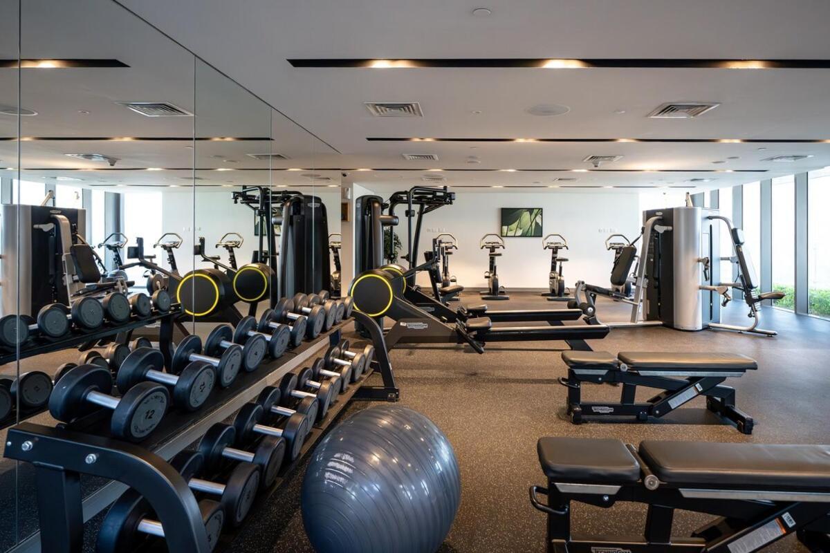 Stunning Luxurious 4br With Burj Khalifa View And Mall Tunnel Access * Dubaï