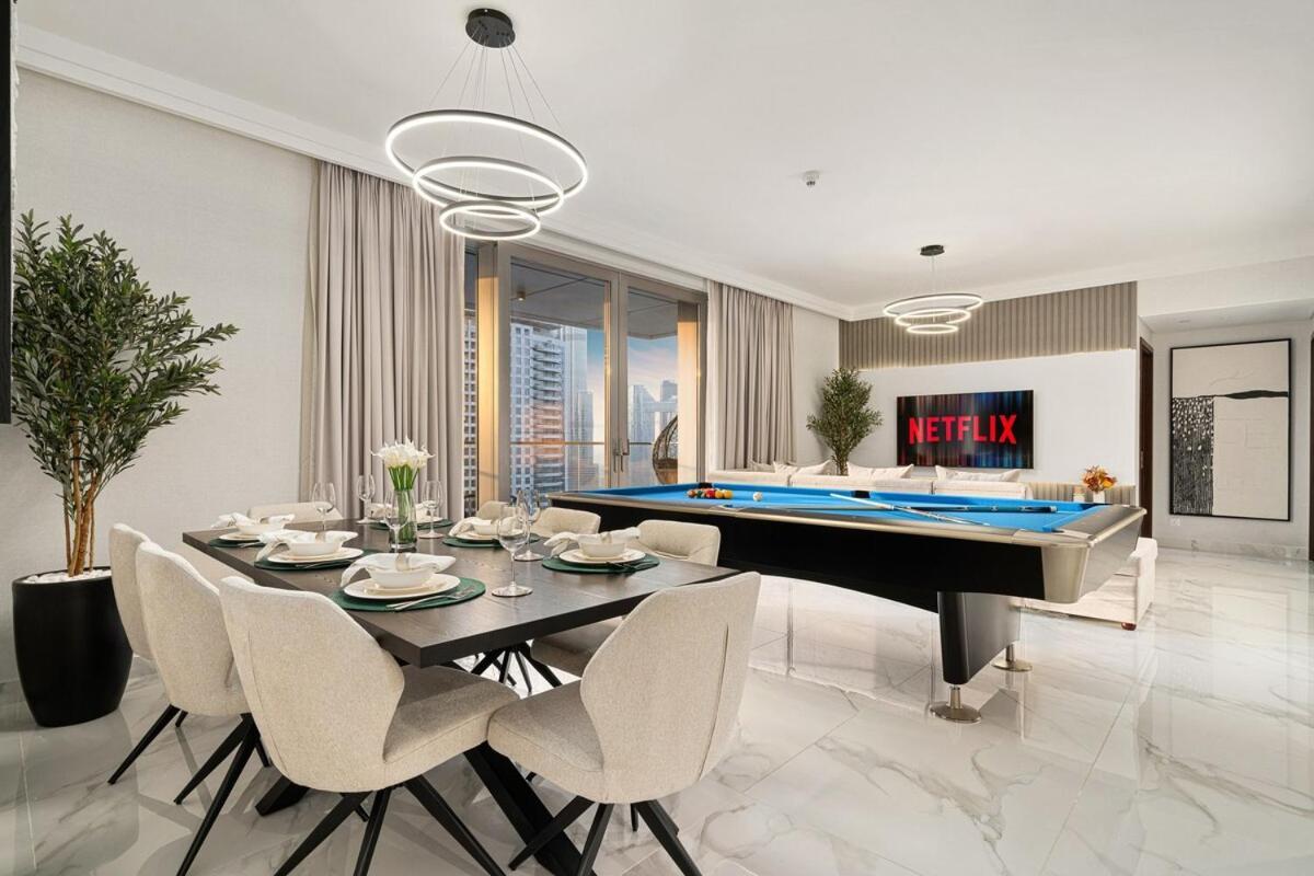 Stunning Luxurious 4br With Burj Khalifa View And Mall Tunnel Access Dubaï