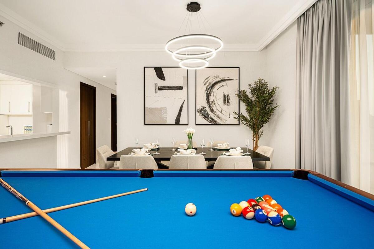 Appartement Stunning Luxurious 4br With Burj Khalifa View And Mall Tunnel Access Dubaï