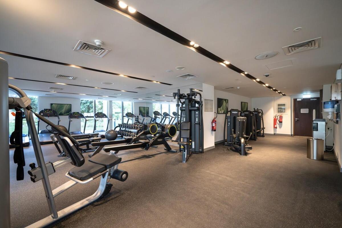 Stunning Luxurious 4br With Burj Khalifa View And Mall Tunnel Access * Dubaï