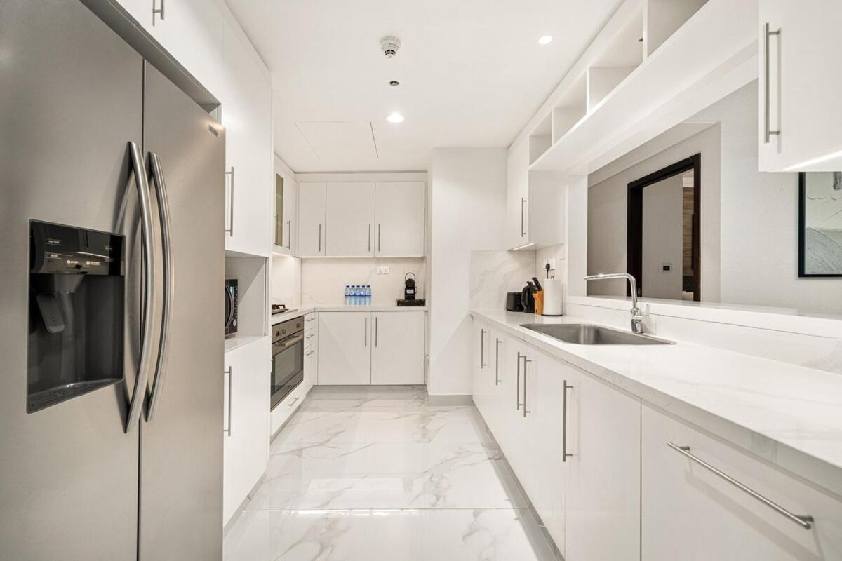Stunning Luxurious 4br With Burj Khalifa View And Mall Tunnel Access Appartement *