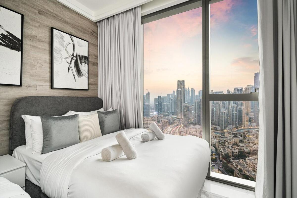Stunning Luxurious 4br With Burj Khalifa View And Mall Tunnel Access Appartement Dubaï