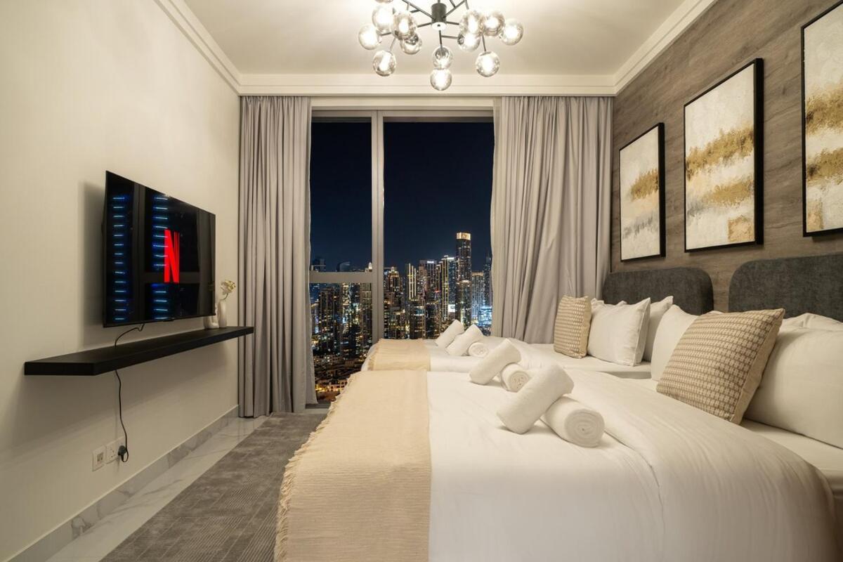 Stunning Luxurious 4br With Burj Khalifa View And Mall Tunnel Access