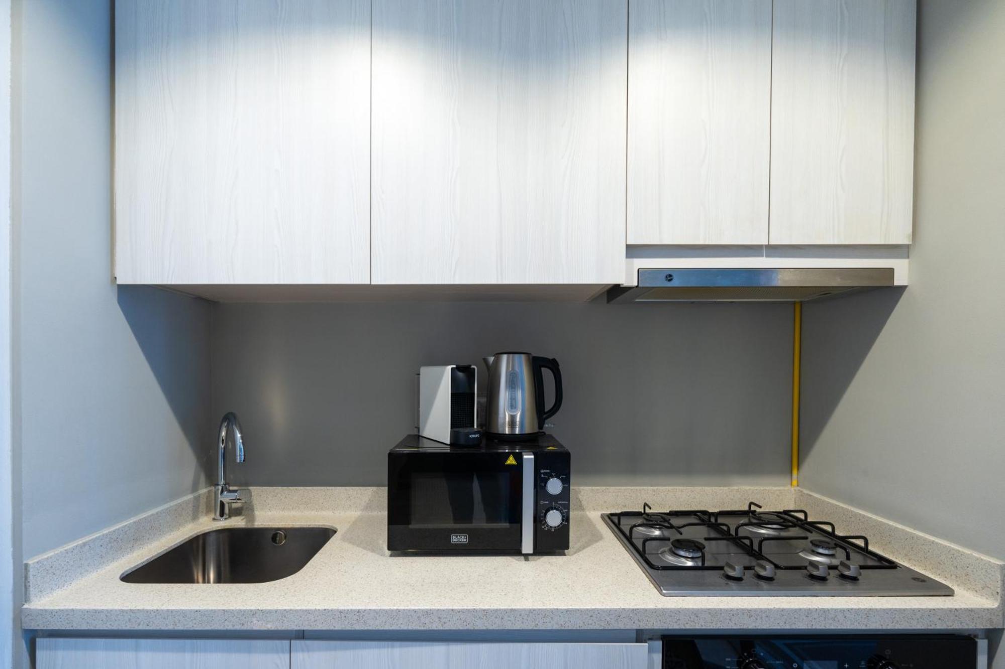 Appartement Keyrock Living - Lakeview Escape In Business Bay *