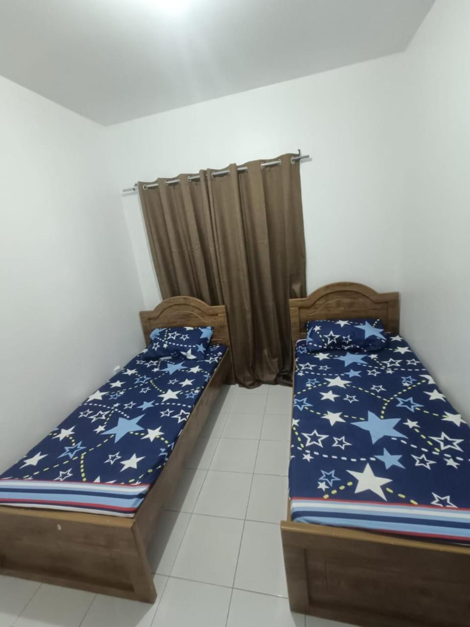 Decent Unisex Private In Rolla Street Bur Dubaï
