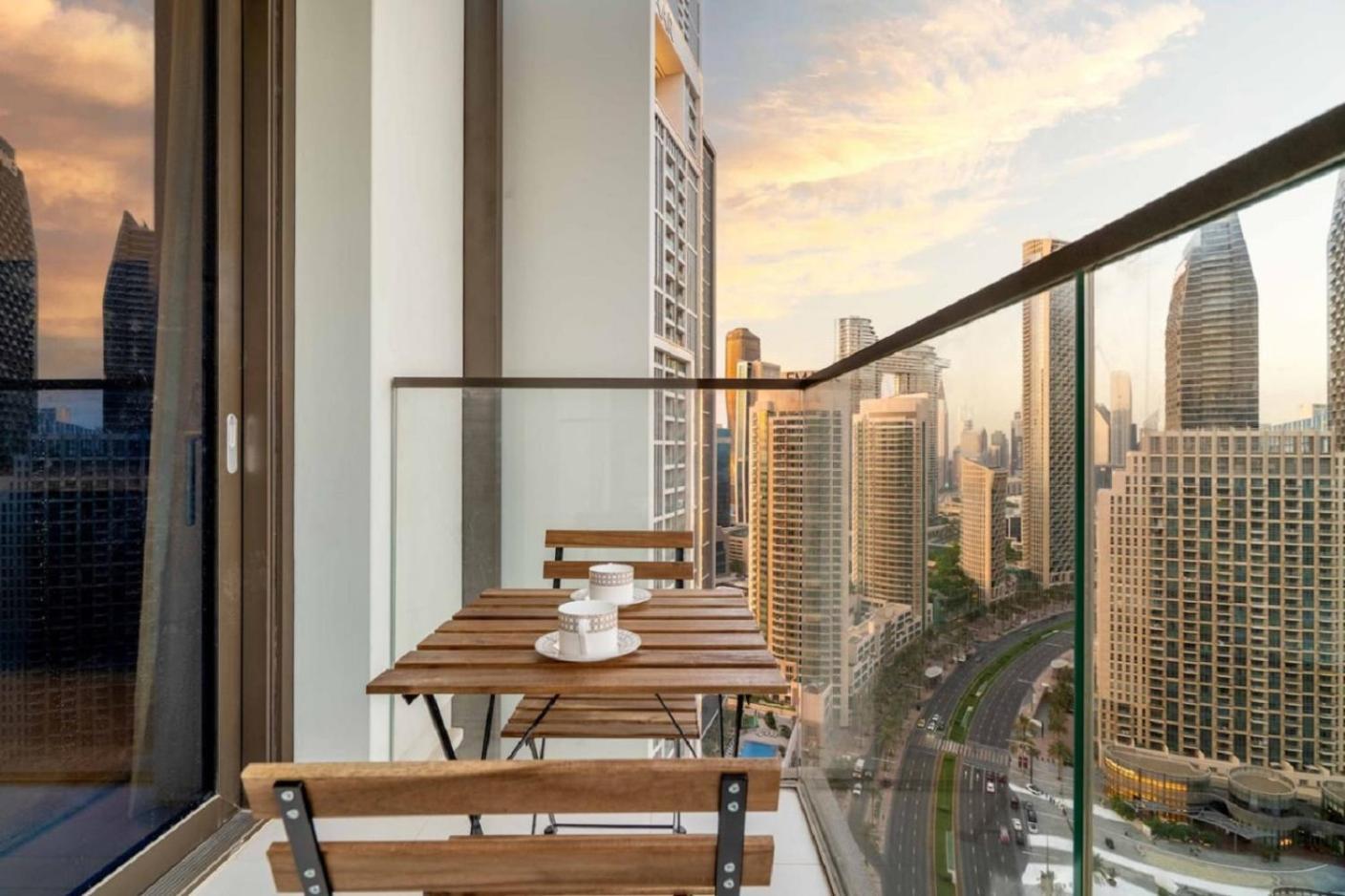 Premium Burj Khalifa View In Downtown Appartement *