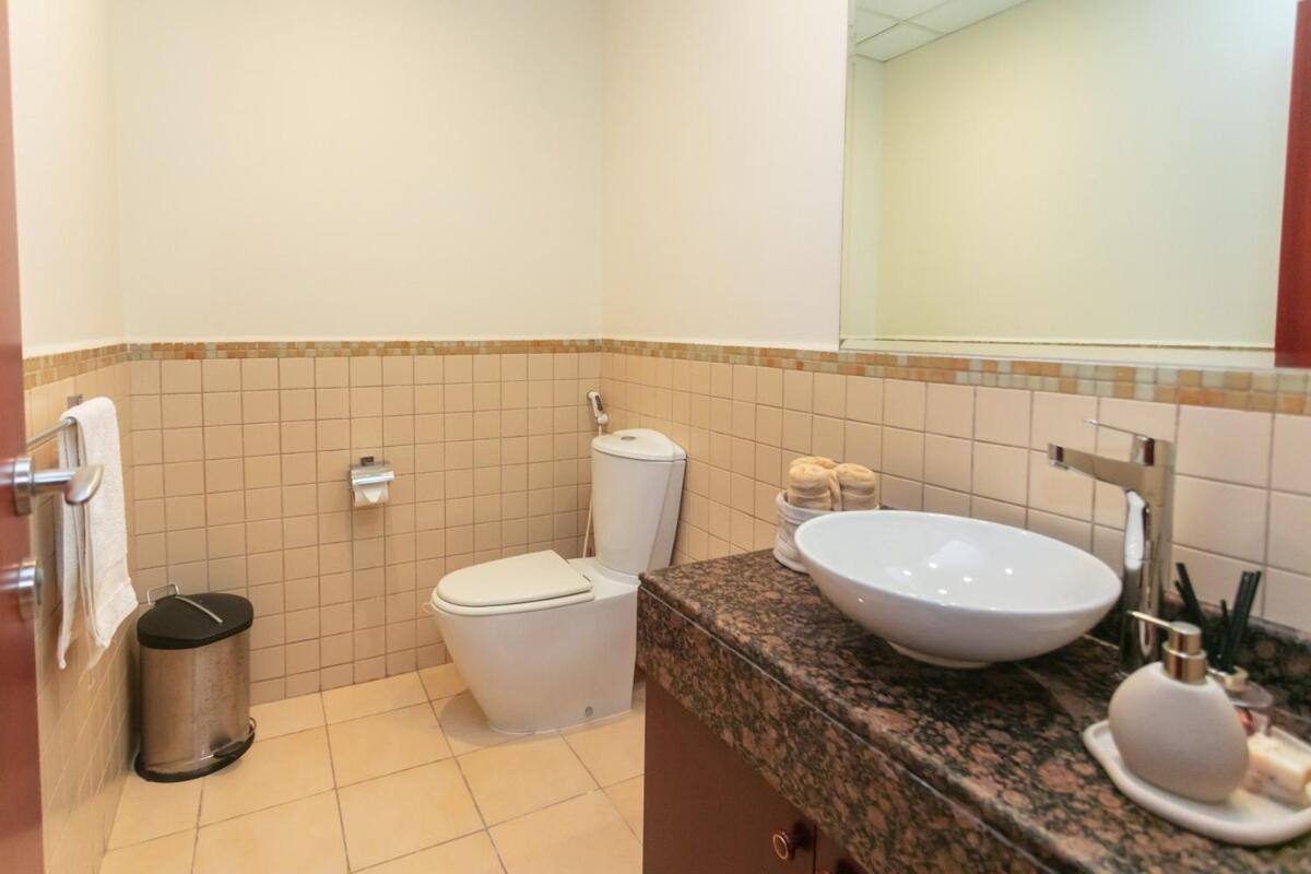 Appartement Stylish Jbr Apartment, Steps From The