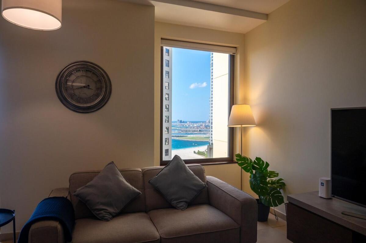 Appartement Stylish Jbr Apartment, Steps From The