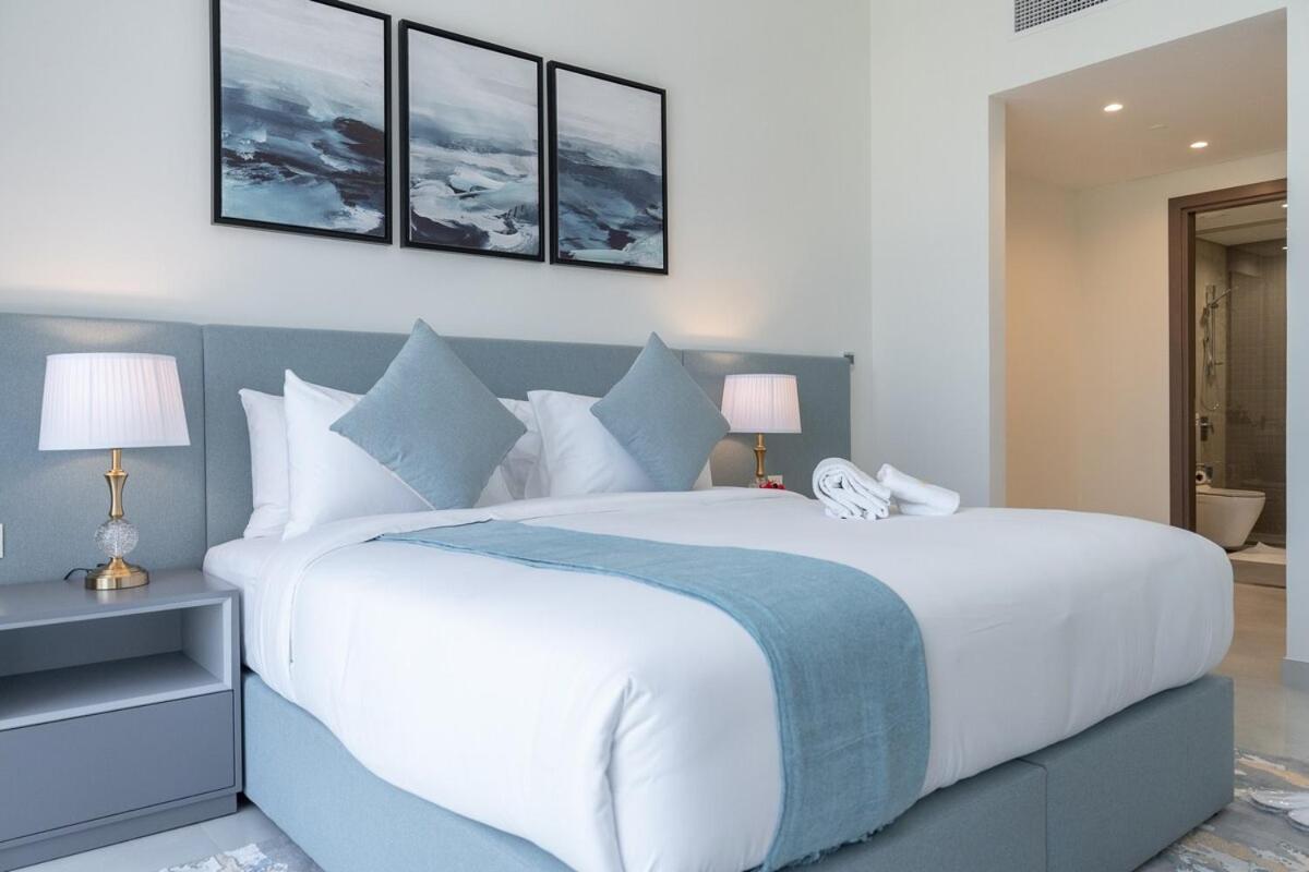 Vogue Al Wasl 1 East 17th Floor With Balcony View Of Zabeel Park And Frame, Walkable To Metro, Near Sheikh Zayed Road & World Trade Centre Dubái