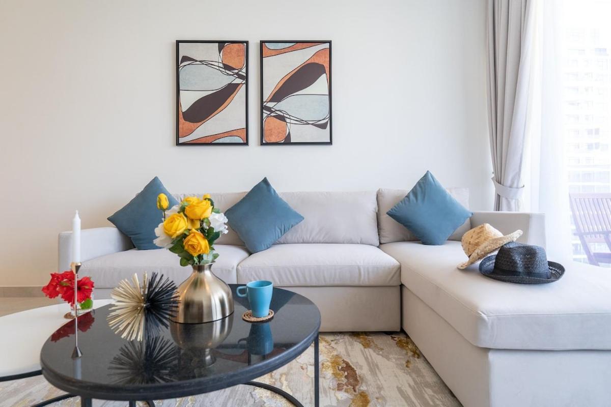 Vogue Al Wasl 1 East 17th Floor With Balcony View Of Zabeel Park And Frame, Walkable To Metro, Near Sheikh Zayed Road & World Trade Centre Apartamento *