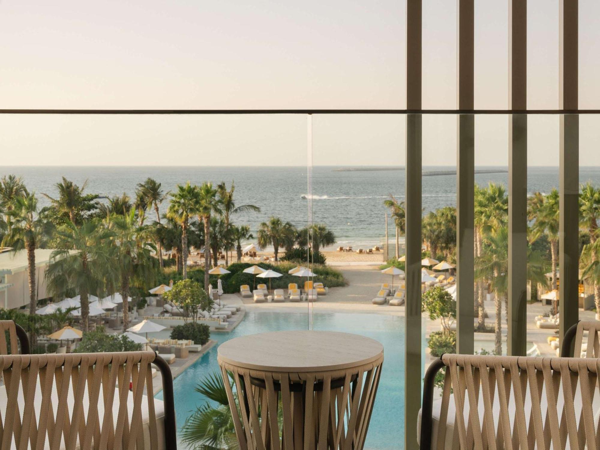 Resort Delano At Bluewaters
