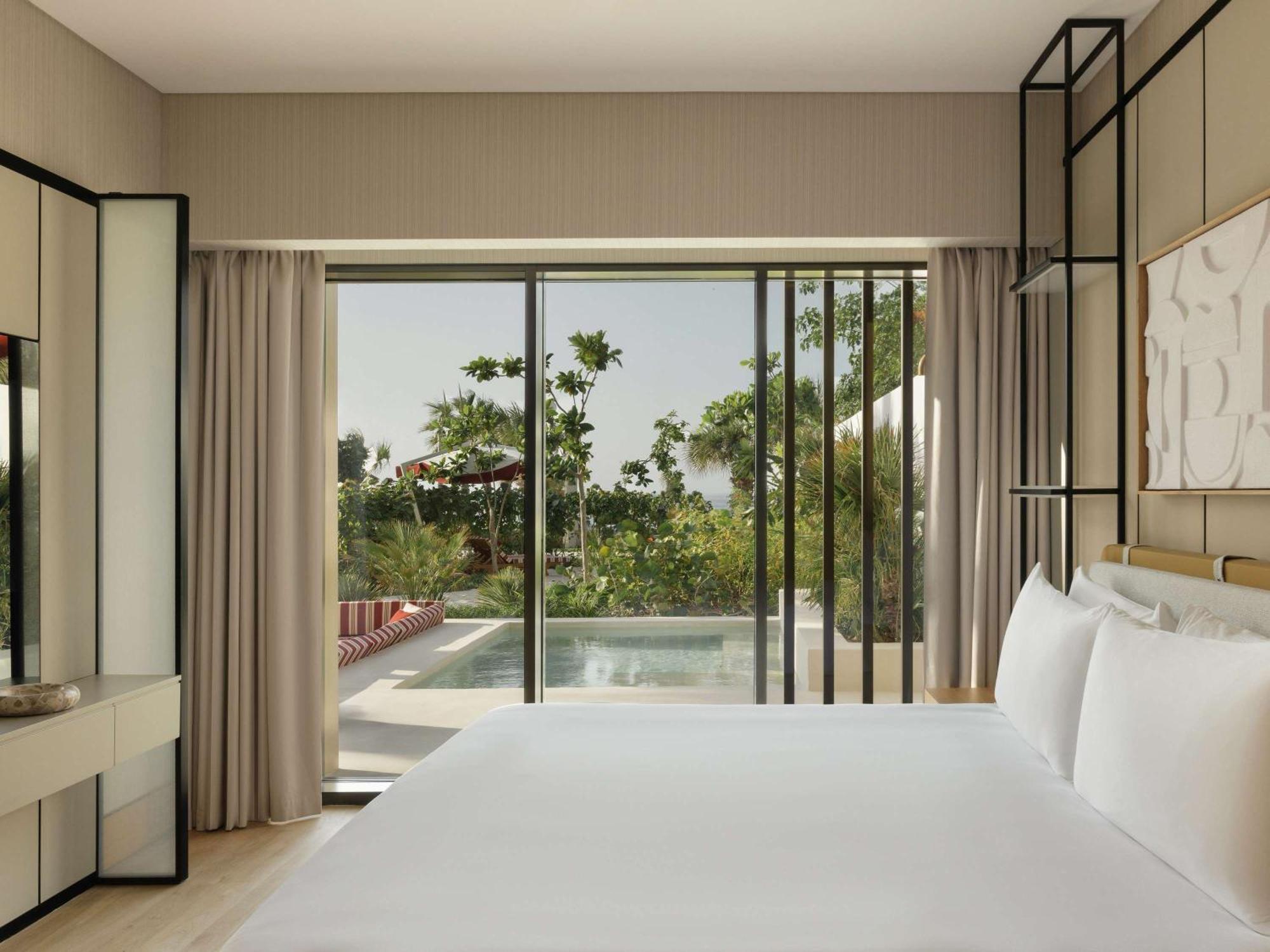 Delano At Bluewaters 5*