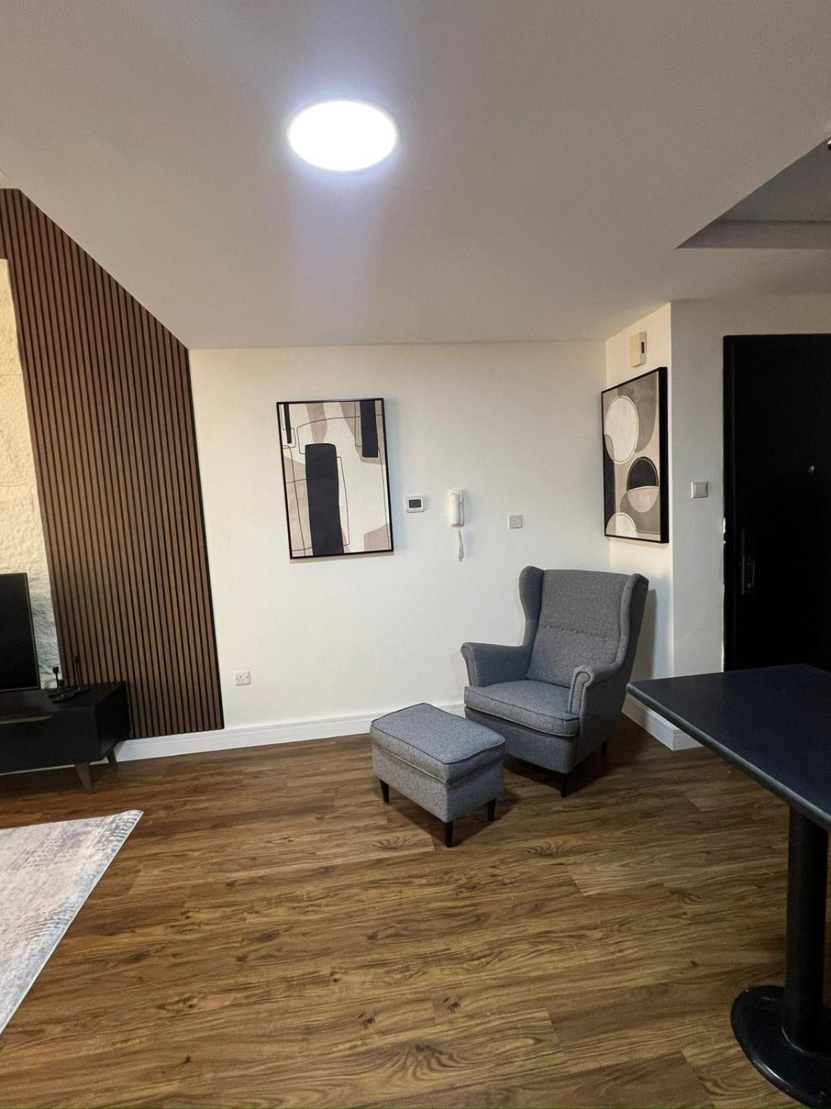 Luxurious Marina Apartment