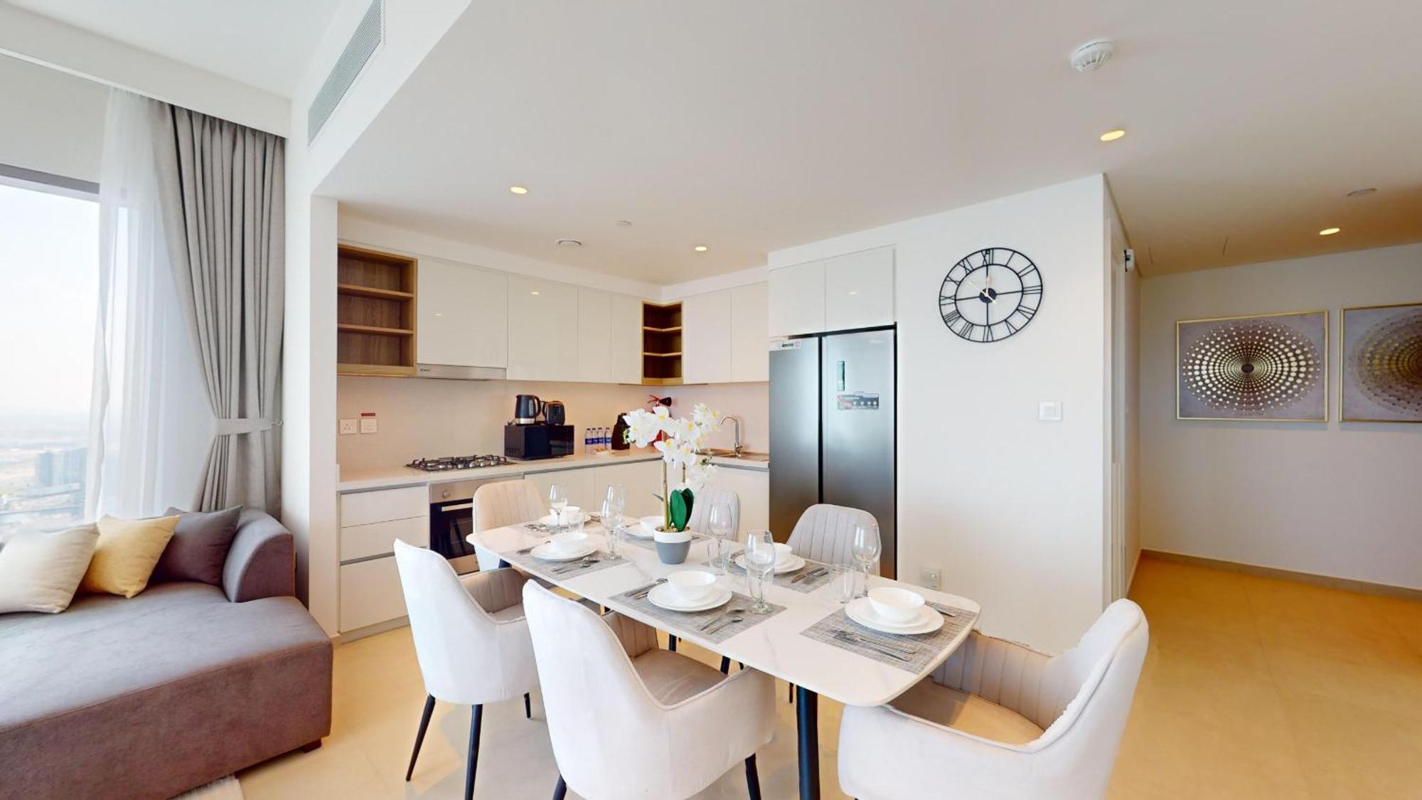 With 2 Bedroom In Financial Center Rd 109 - *