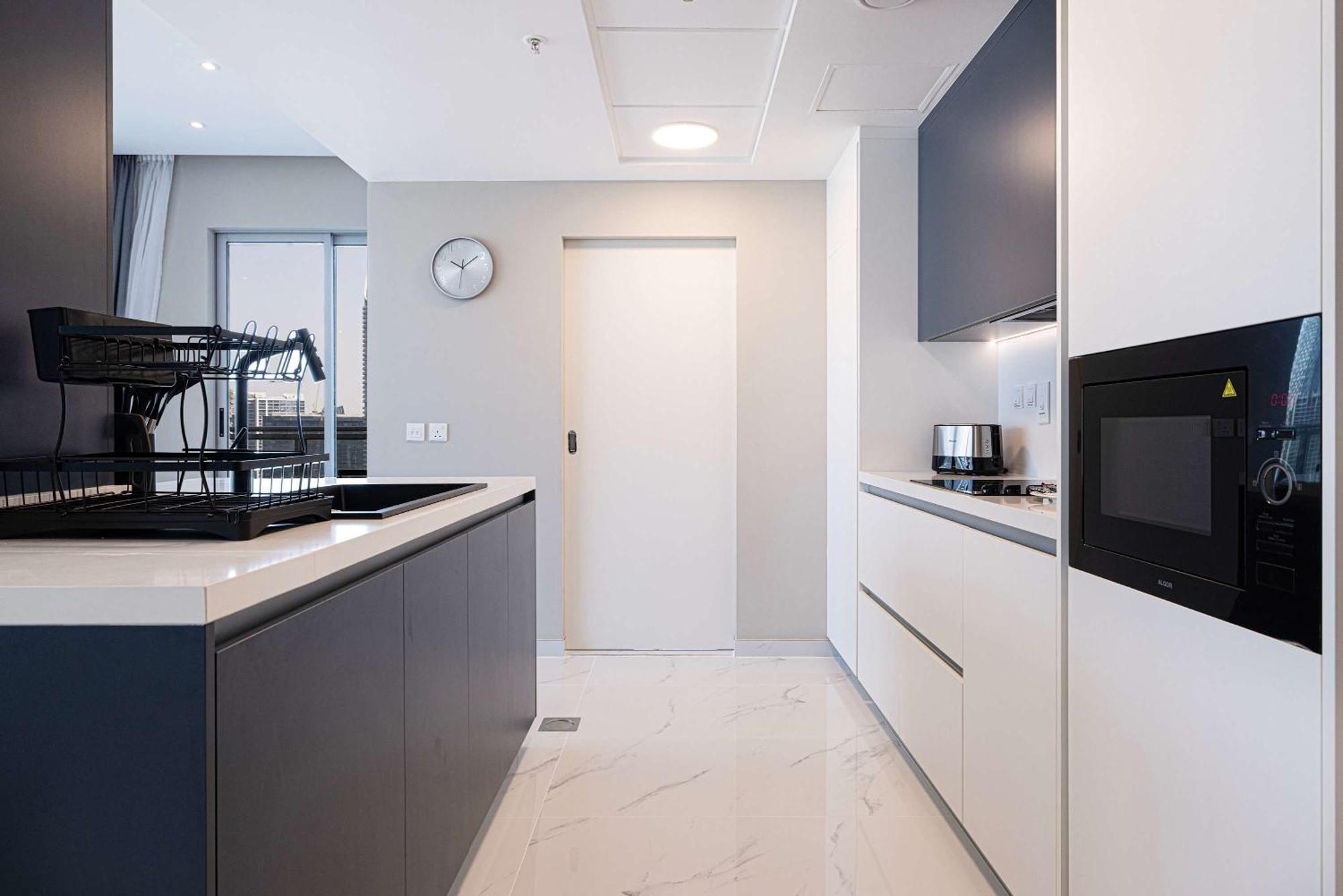 Apartamento Downtown Sanctuary Iconic Burj Views & Luxury Living