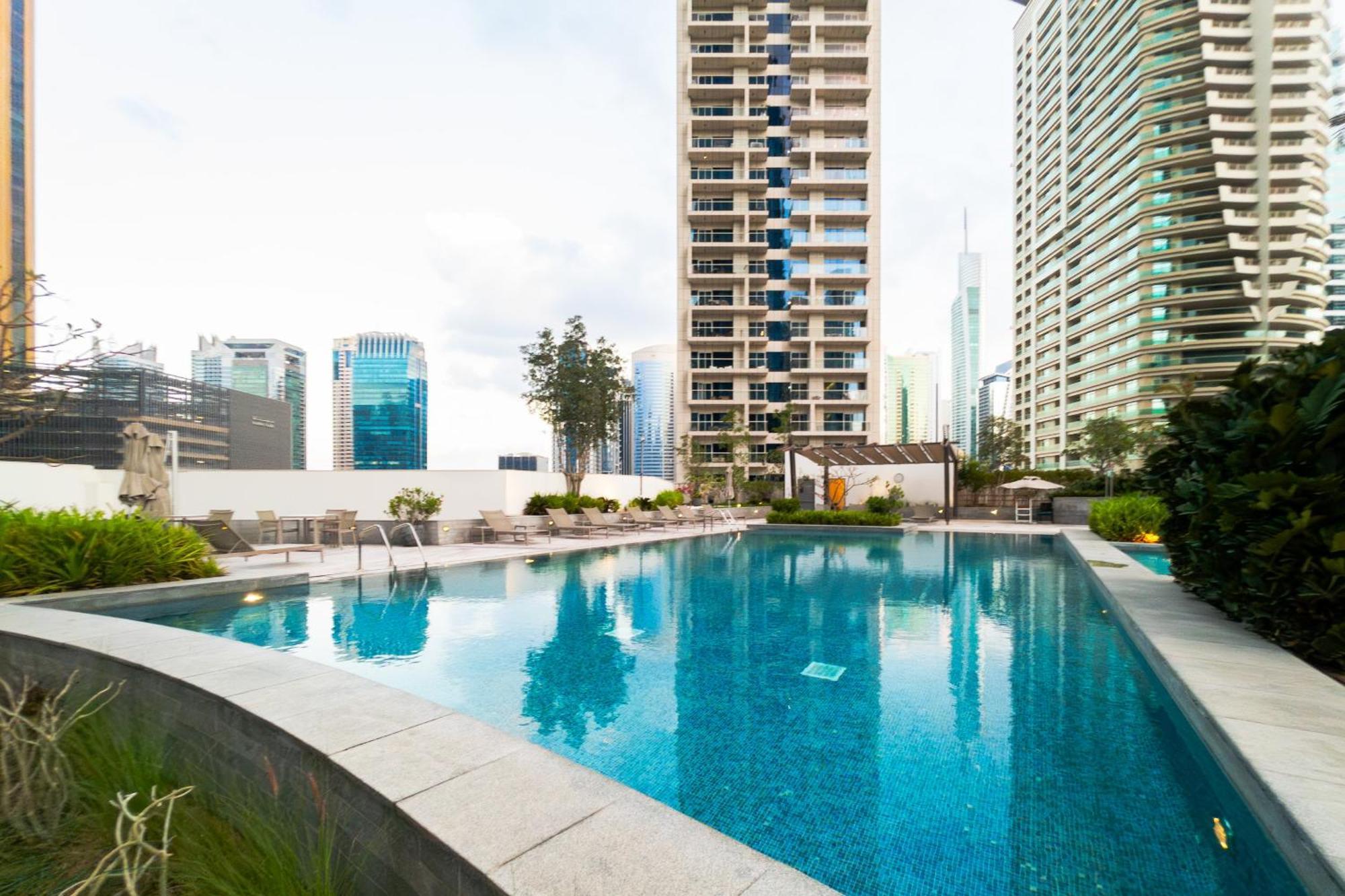Silverene Tower, 28th-floor Marina View, Walk To Dubaï