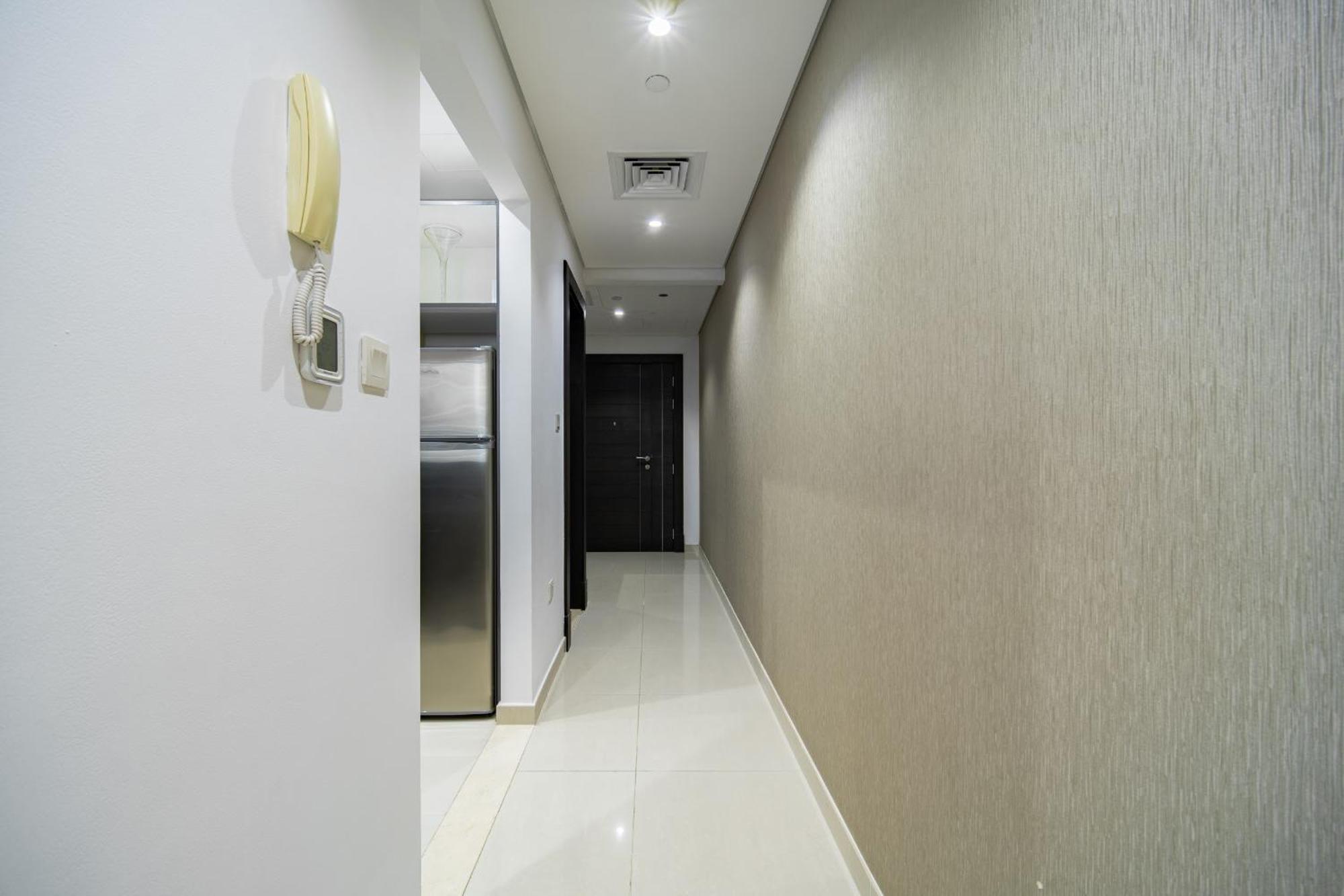 Silverene Tower, 28th-floor Marina View, Walk To Dubaï