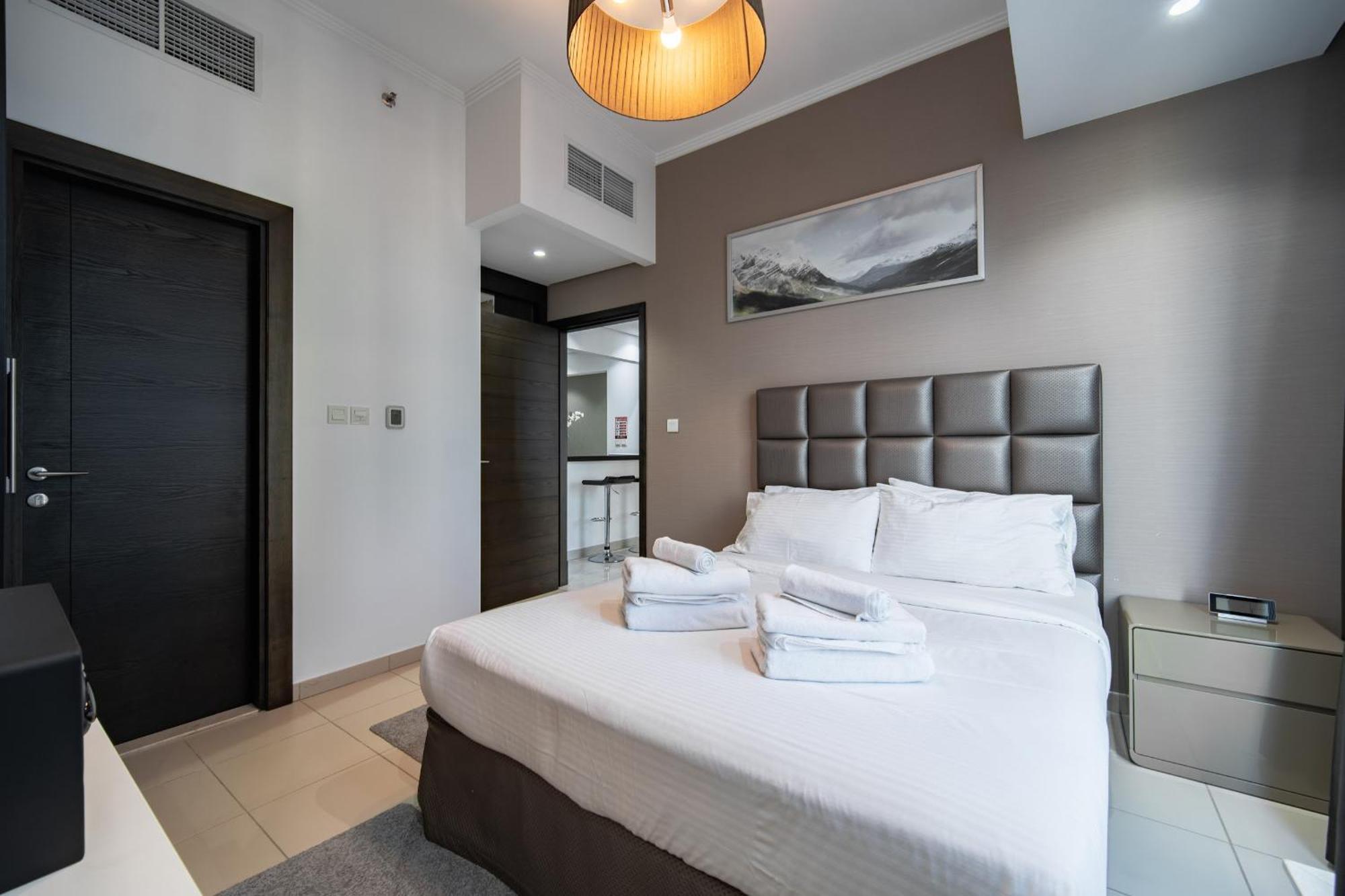 Silverene Tower, 28th-floor Marina View, Walk To Appartement *