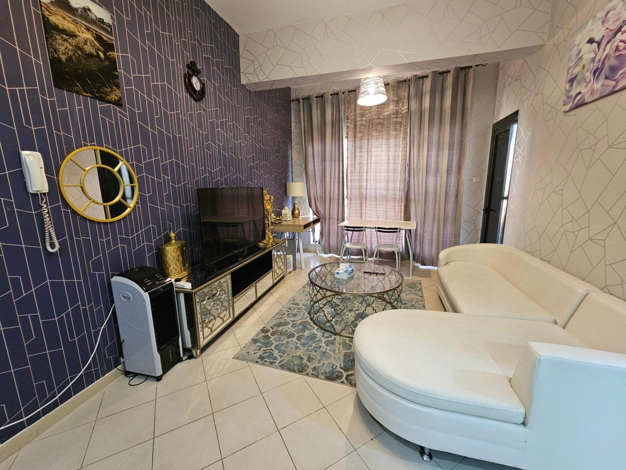 Apartamento Peaceful 2 Bedroom Hall Unit In Marina