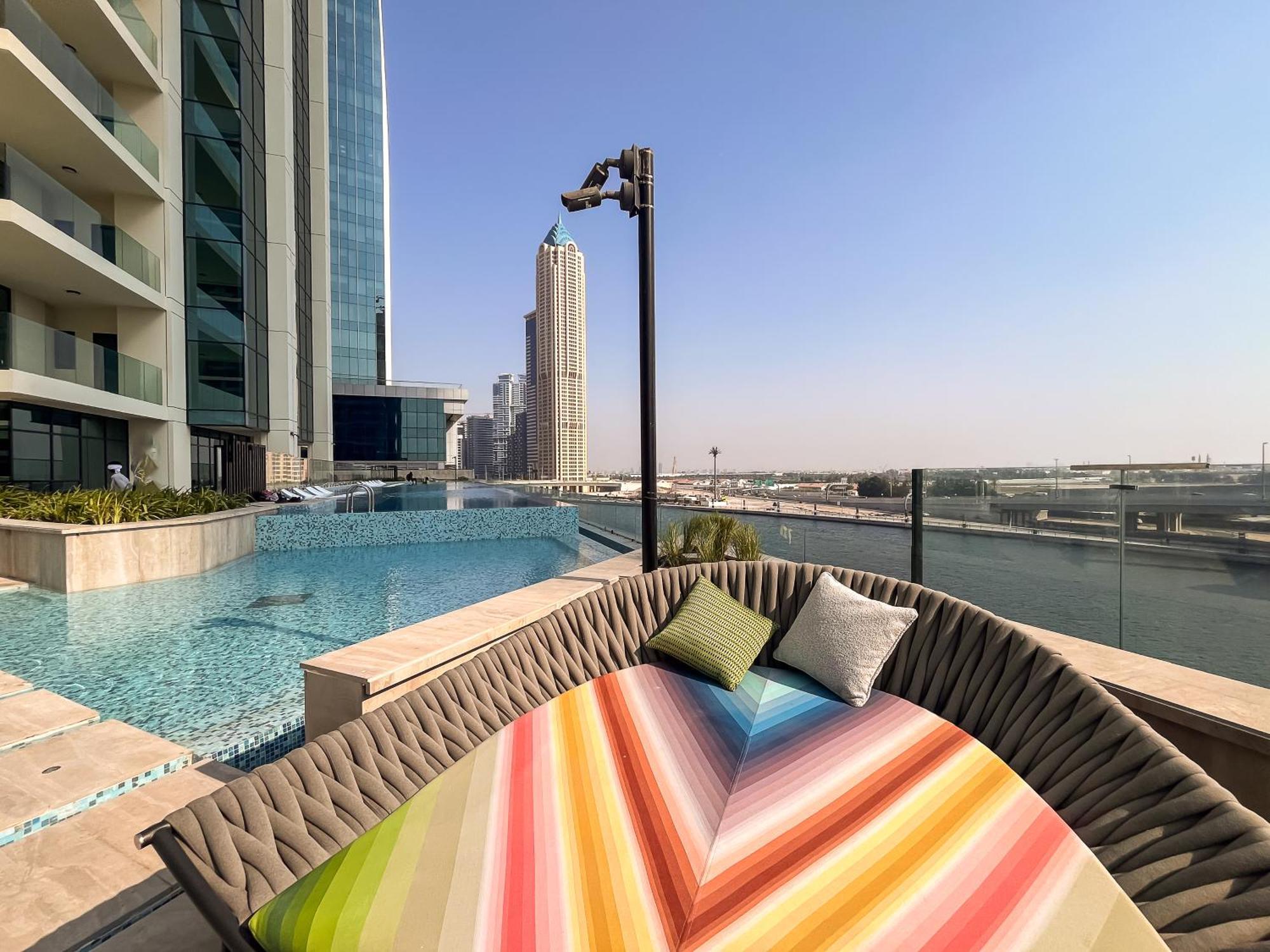 Apartment Modern Luxury 1br Missoni With Canal Panorama