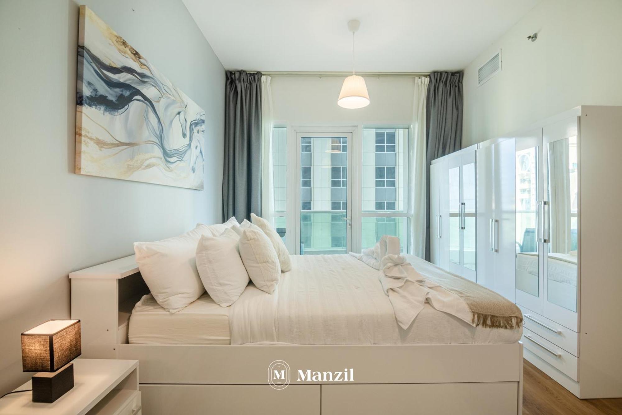 Luxury 1br In Marina High-rise Living With Views *