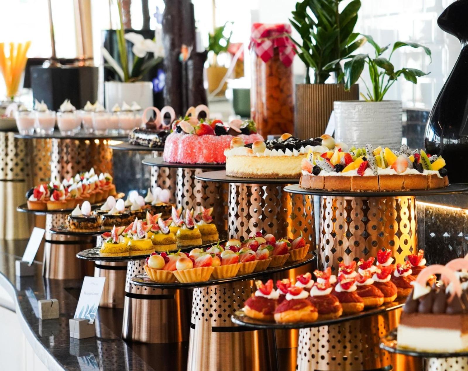 Swissôtel Al Murooj Hotel