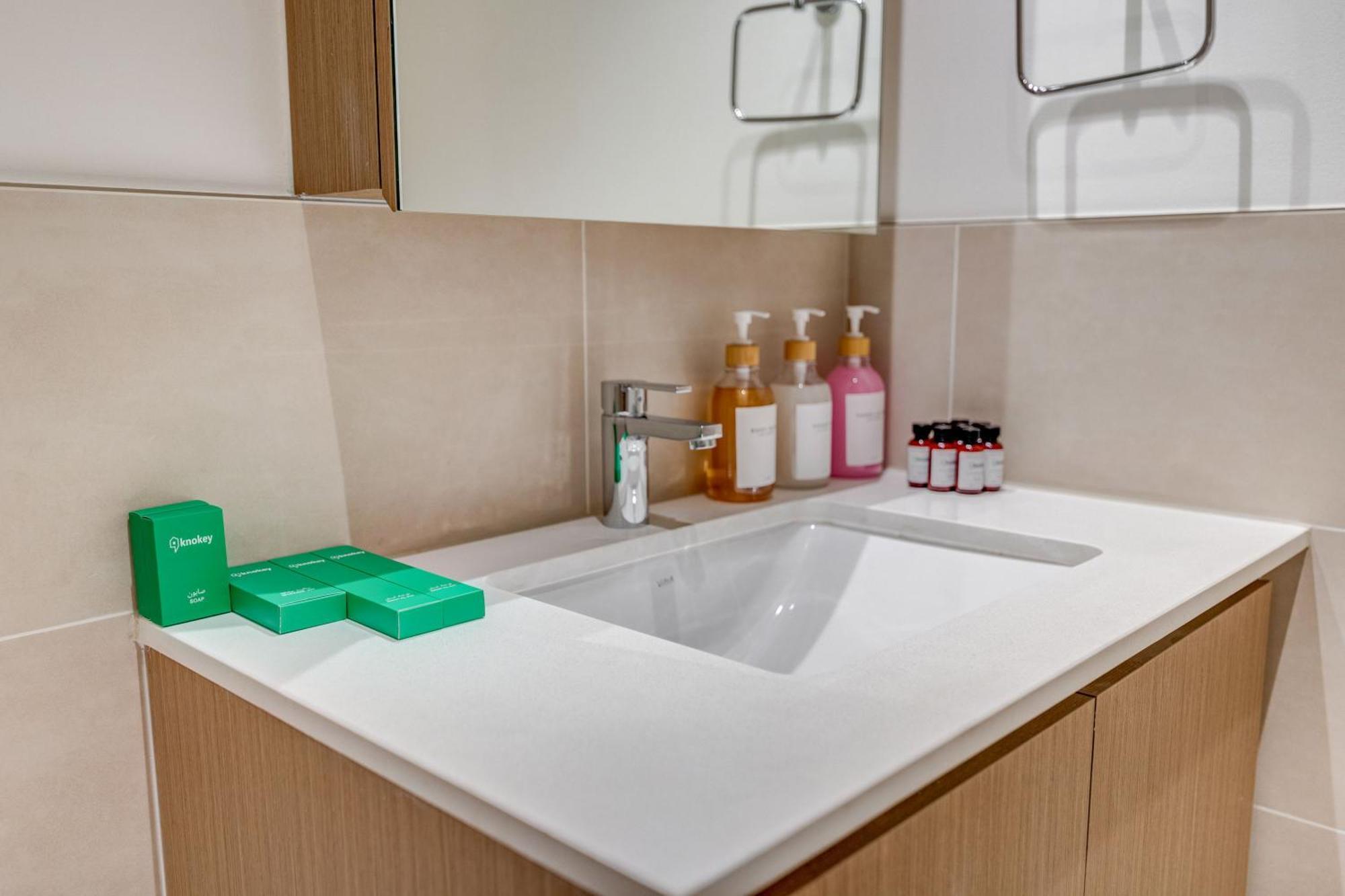 Appartement Knokey Creek With Lagoon Pool Access Dubaï
