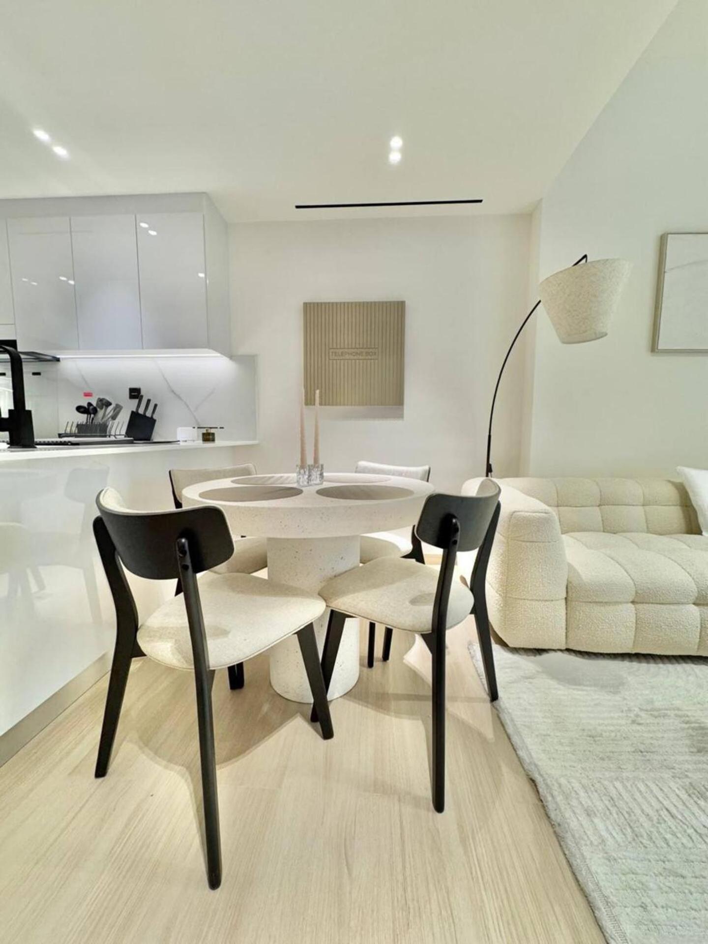 Calm, Modern & Stylish 1br In Jvc Dubái