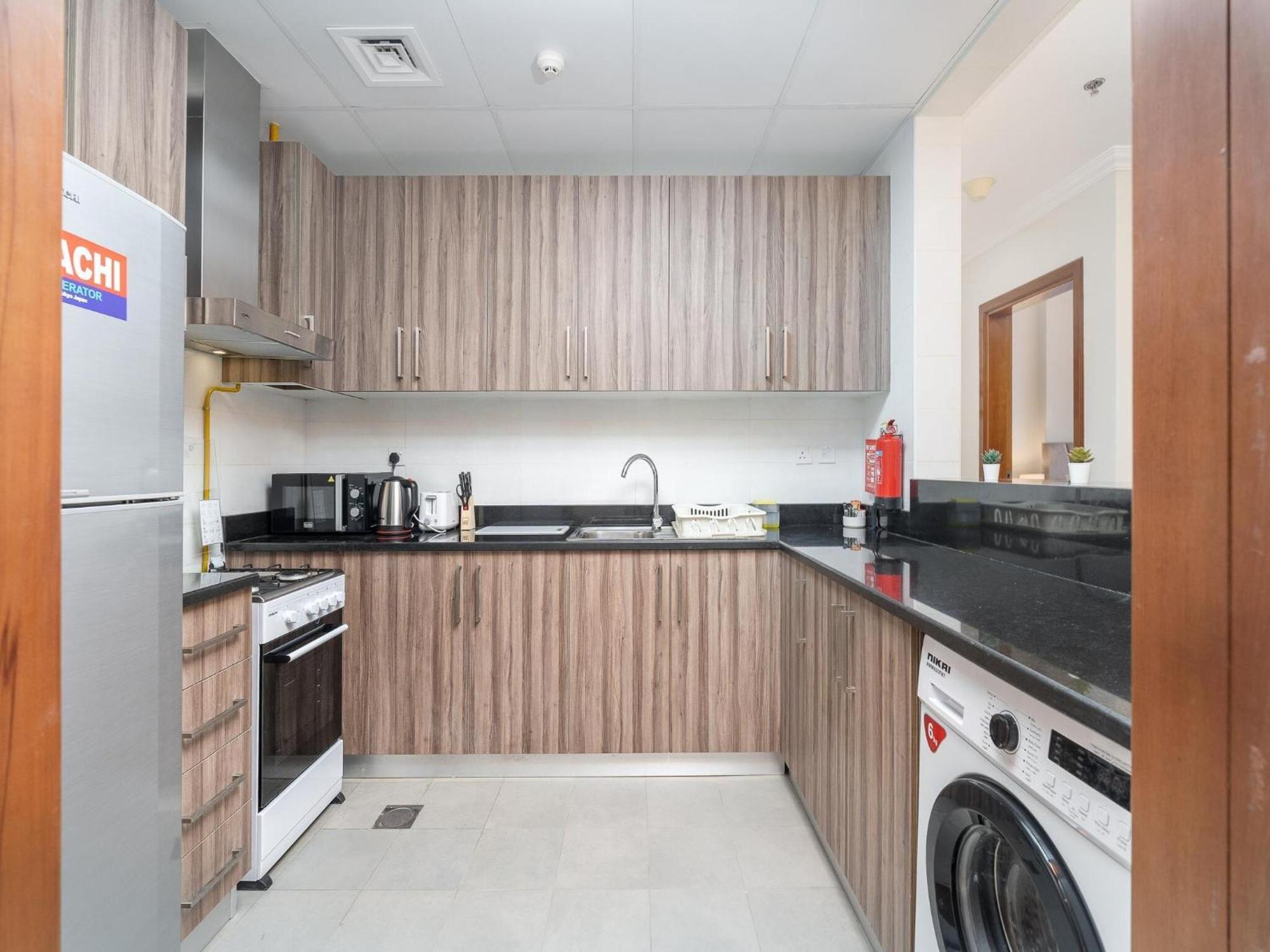 Apartamento Luxe Near Mall Burj Khalifa Pool Gym Parking Dubái