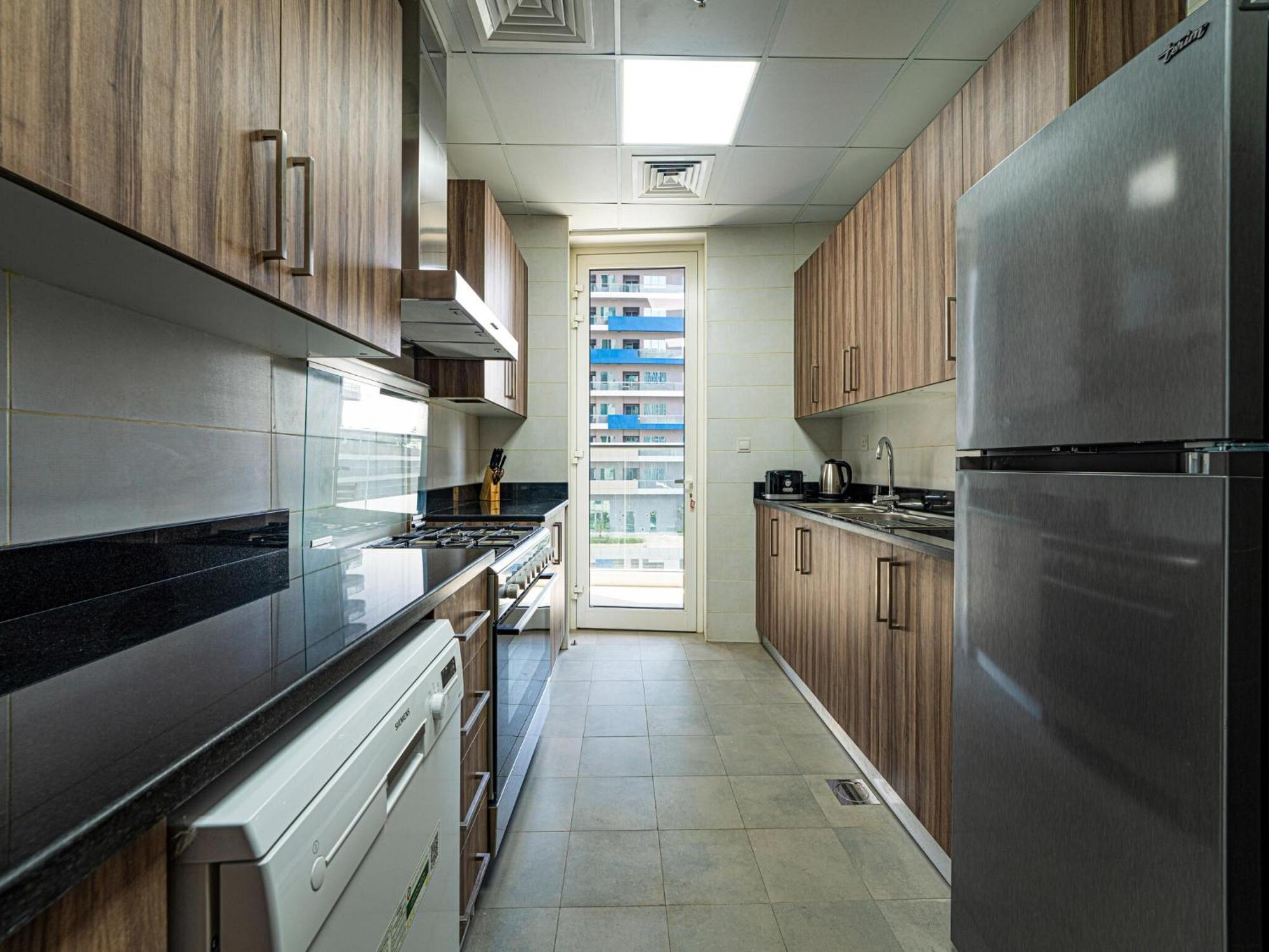 Apartamento Luxe Near Mall Burj Khalifa Pool Gym Parking Dubái