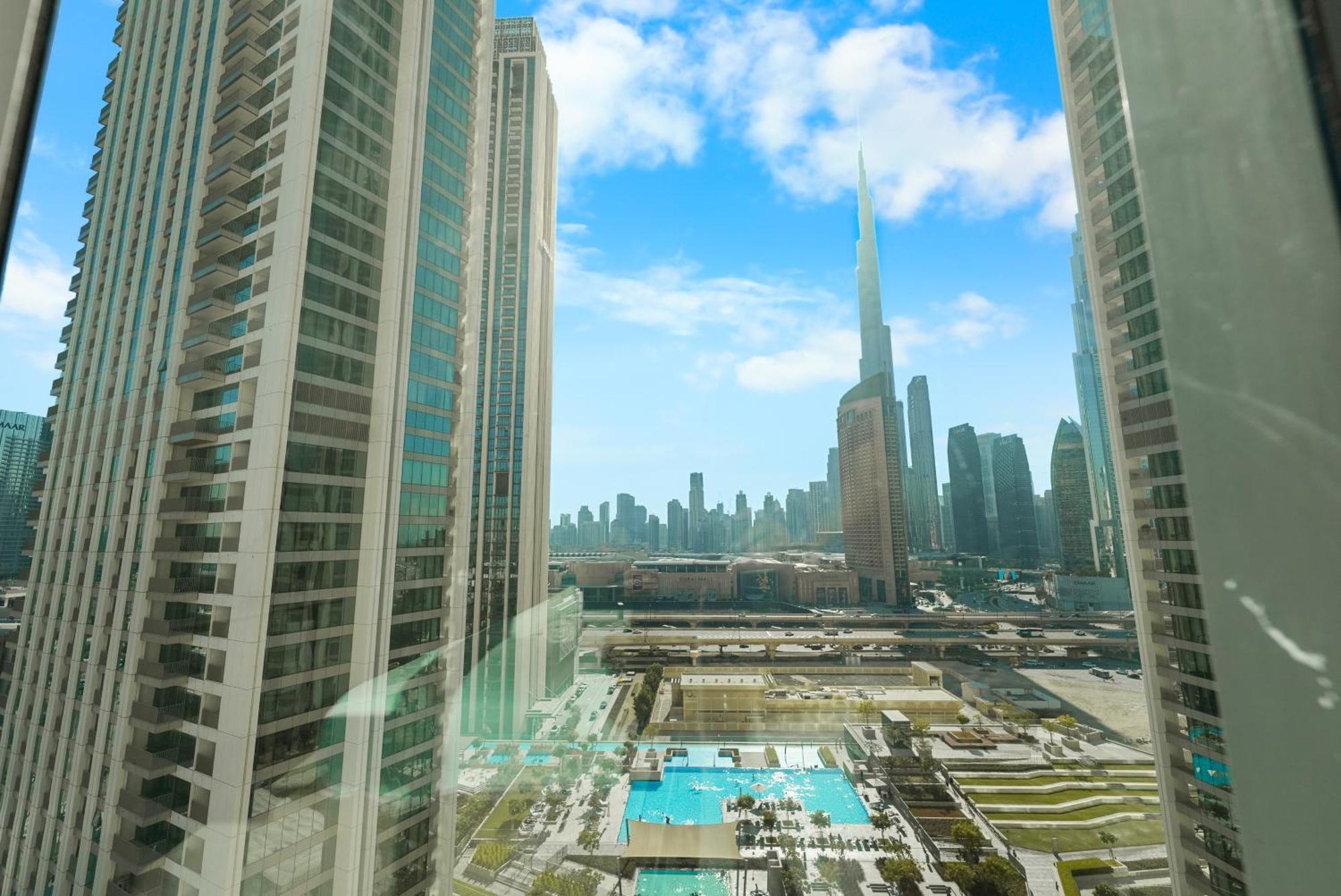 Appartement Magnificent - A Charming 2br With A Burj Khalifa View Dubaï