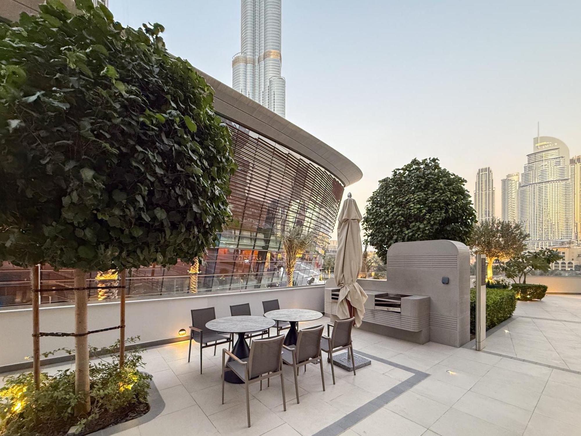Hermes-style 2br, Full Burj Khalifa View - Infinity Pool - Full Fountain View Appartement Dubaï