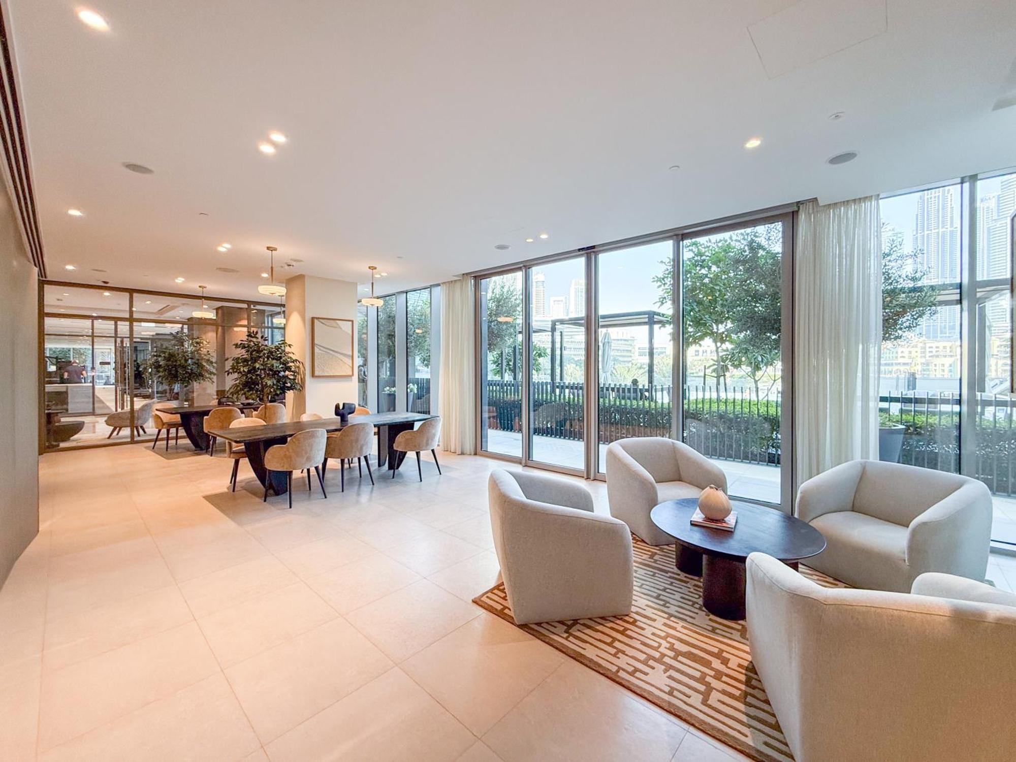 Hermes-style 2br, Full Burj Khalifa View - Infinity Pool - Full Fountain View Dubaï