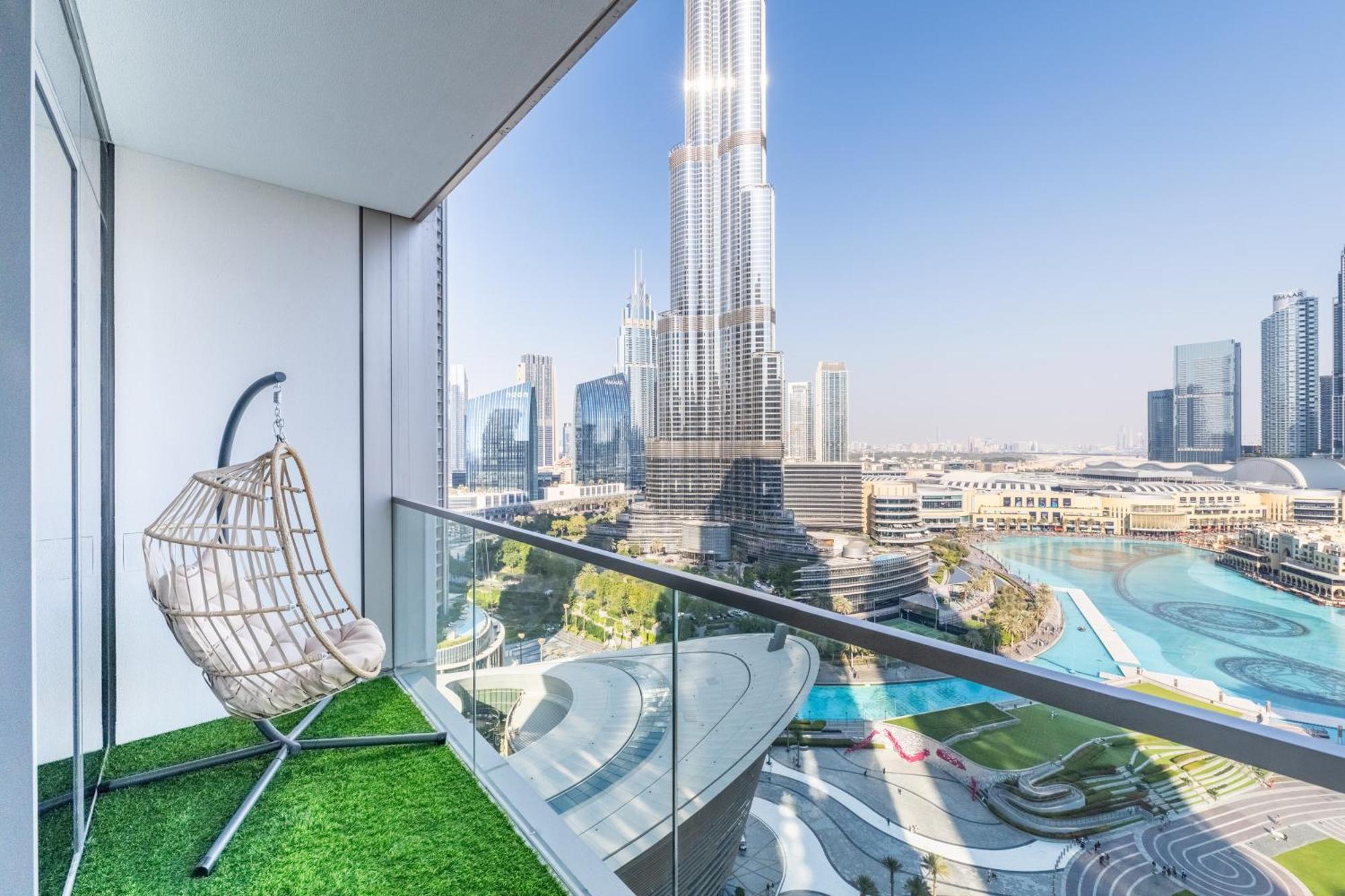 Hermes-style 2br, Full Burj Khalifa View - Infinity Pool - Full Fountain View Dubaï
