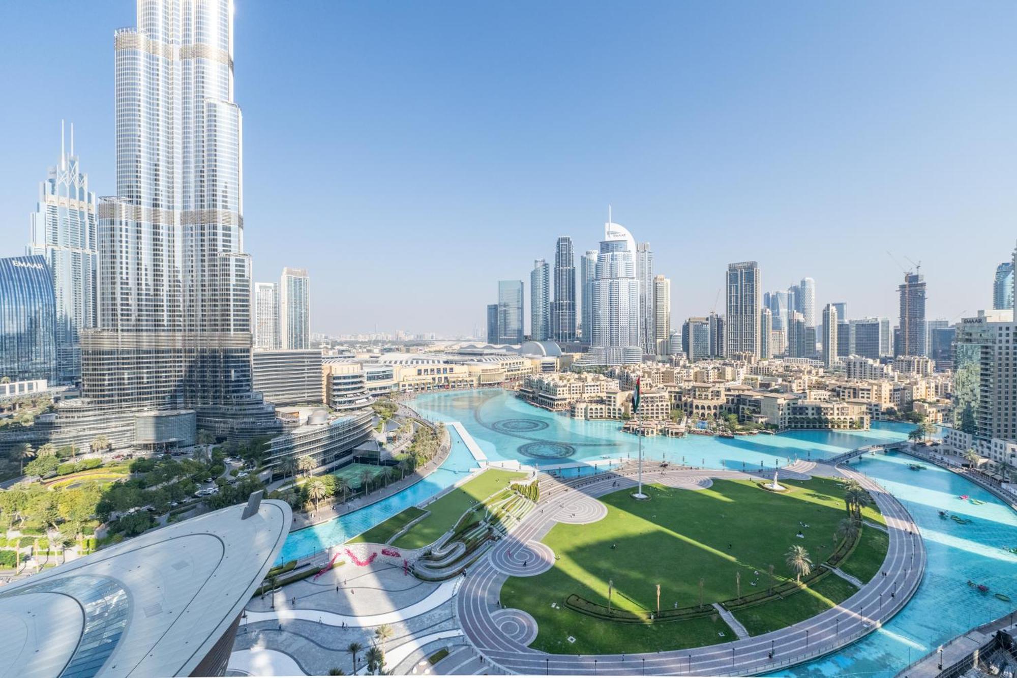 Hermes-style 2br, Full Burj Khalifa View - Infinity Pool - Full Fountain View *