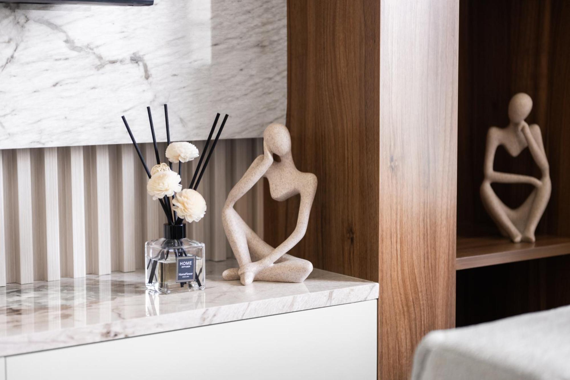 Hermes-style 2br, Full Burj Khalifa View - Infinity Pool - Full Fountain View Appartement Dubaï
