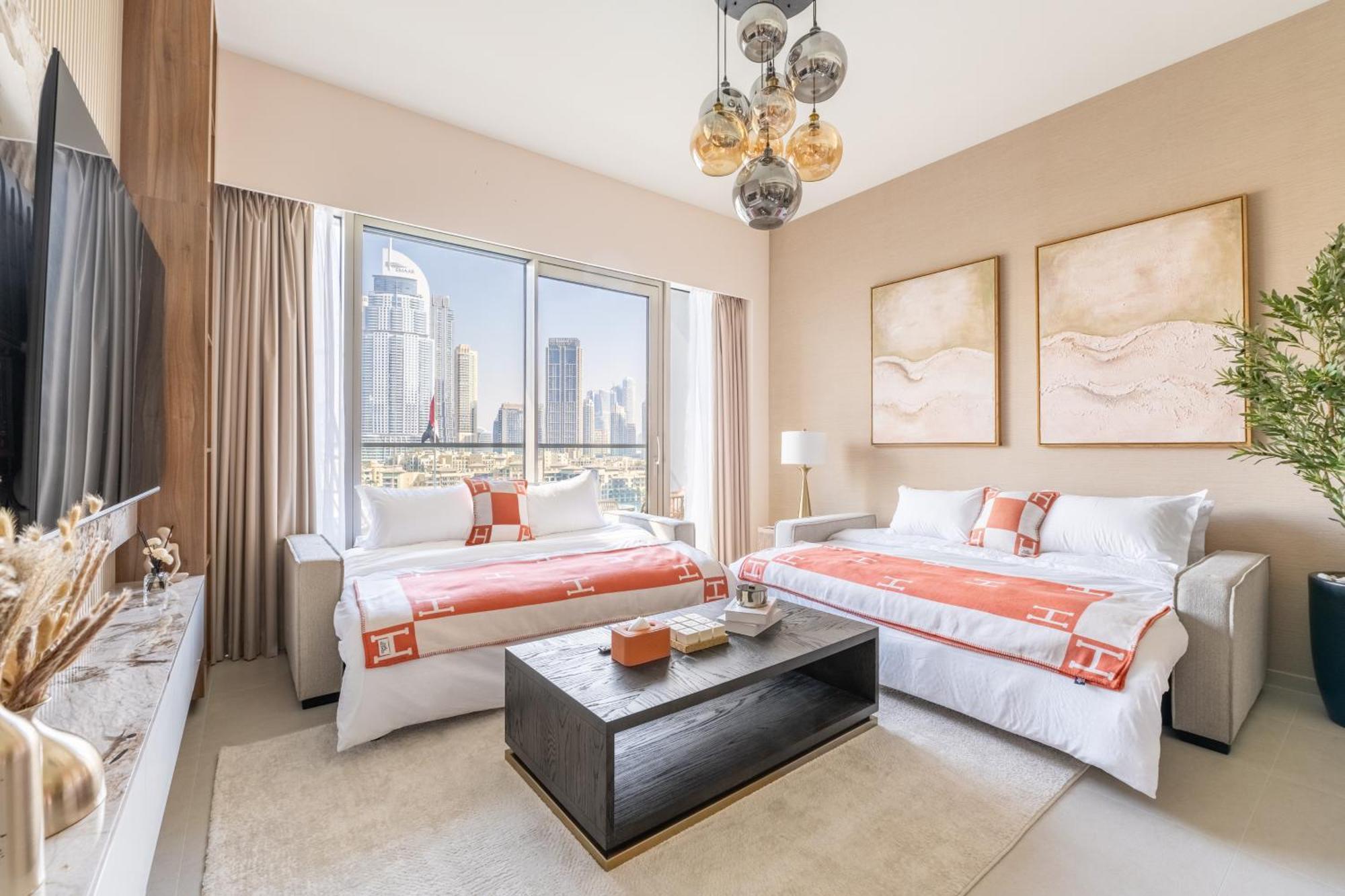 Hermes-style 2br, Full Burj Khalifa View - Infinity Pool - Full Fountain View Appartement *