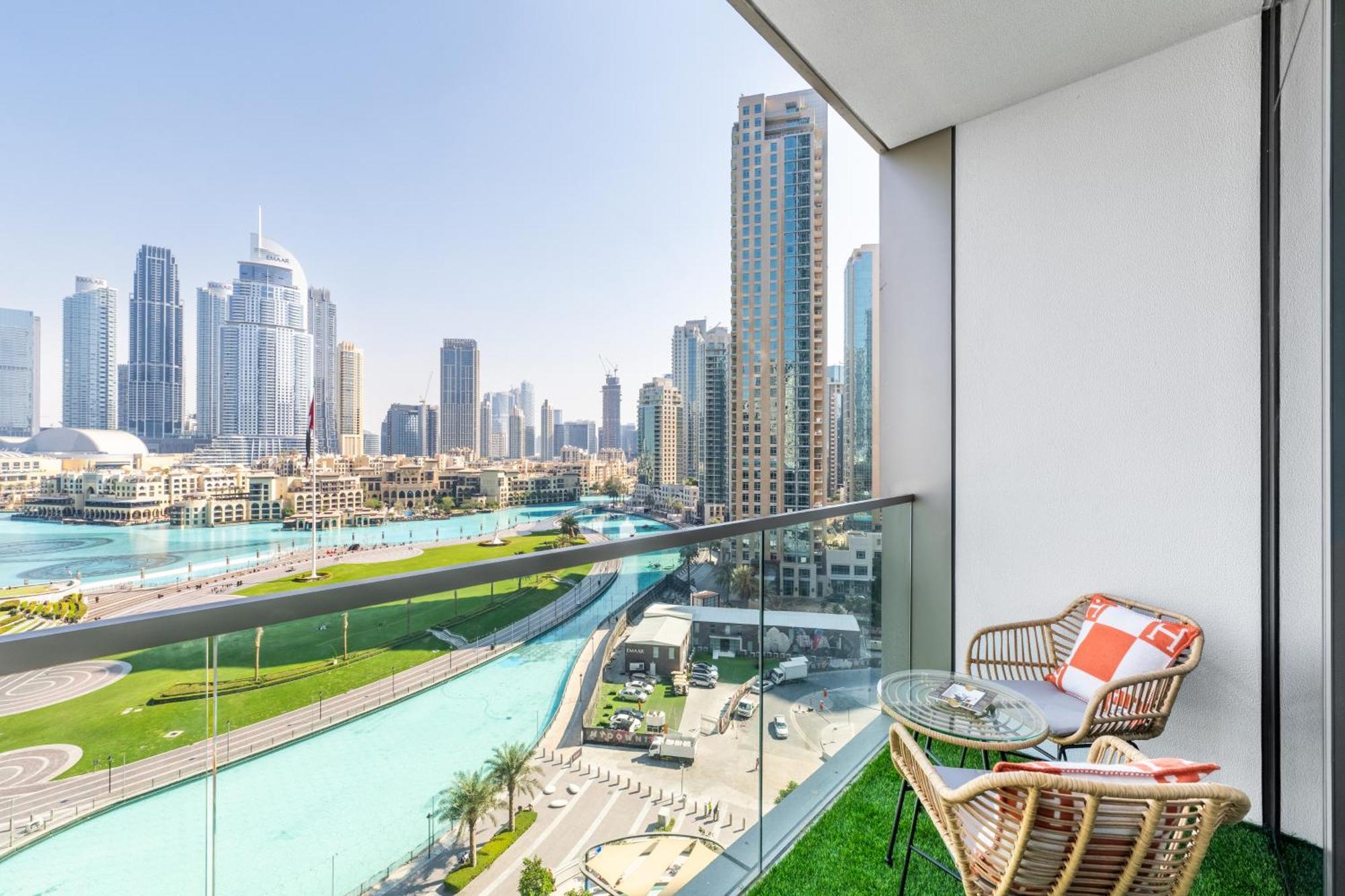 Appartement Hermes-style 2br, Full Burj Khalifa View - Infinity Pool - Full Fountain View