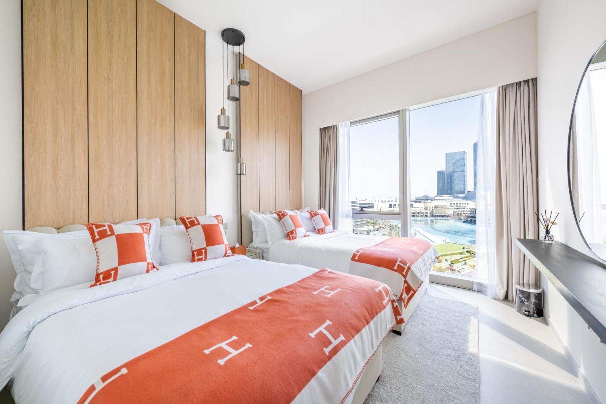 Appartement Hermes-style 2br, Full Burj Khalifa View - Infinity Pool - Full Fountain View *