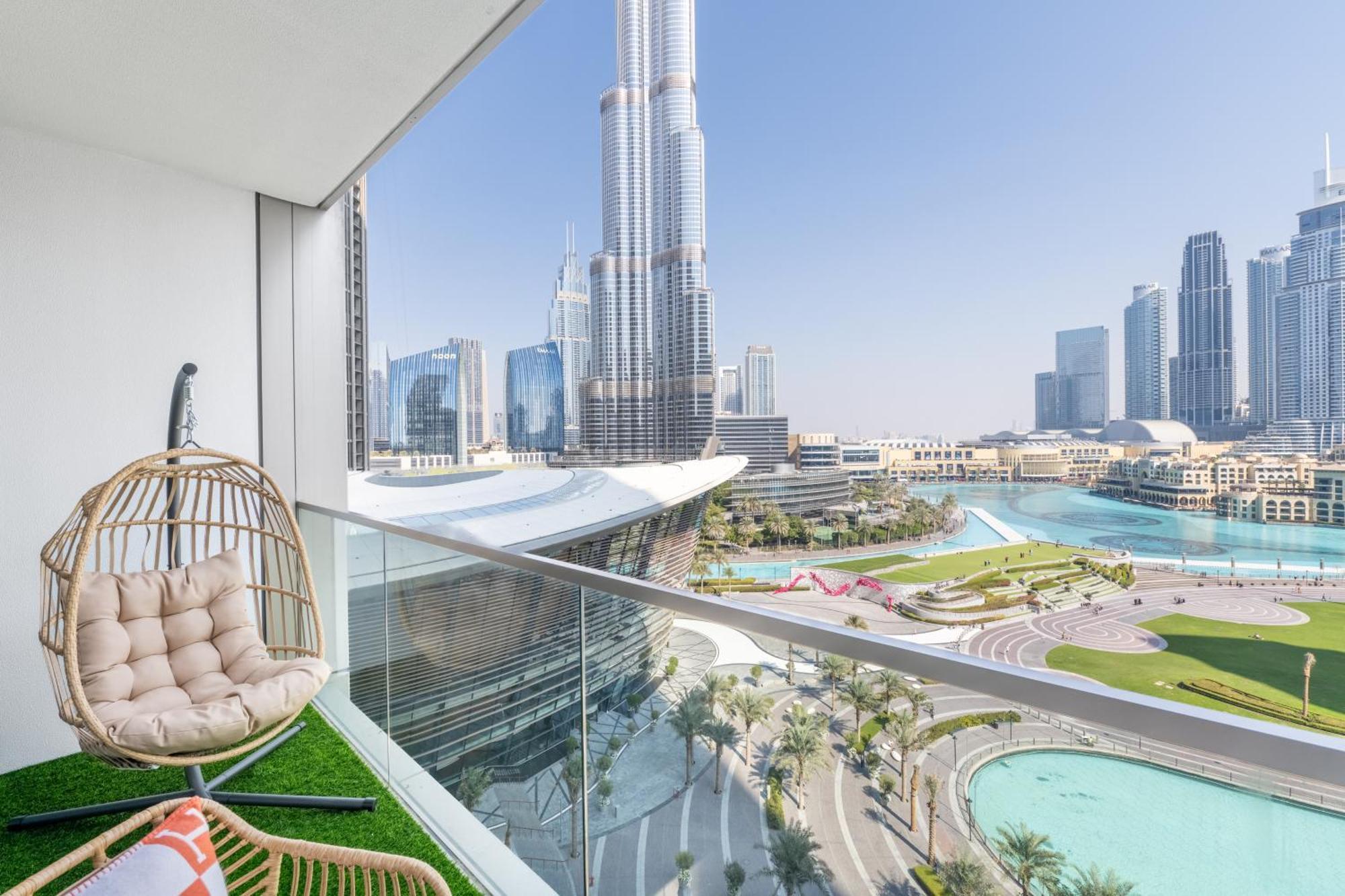 Hermes-style 2br, Full Burj Khalifa View - Infinity Pool - Full Fountain View Appartement *