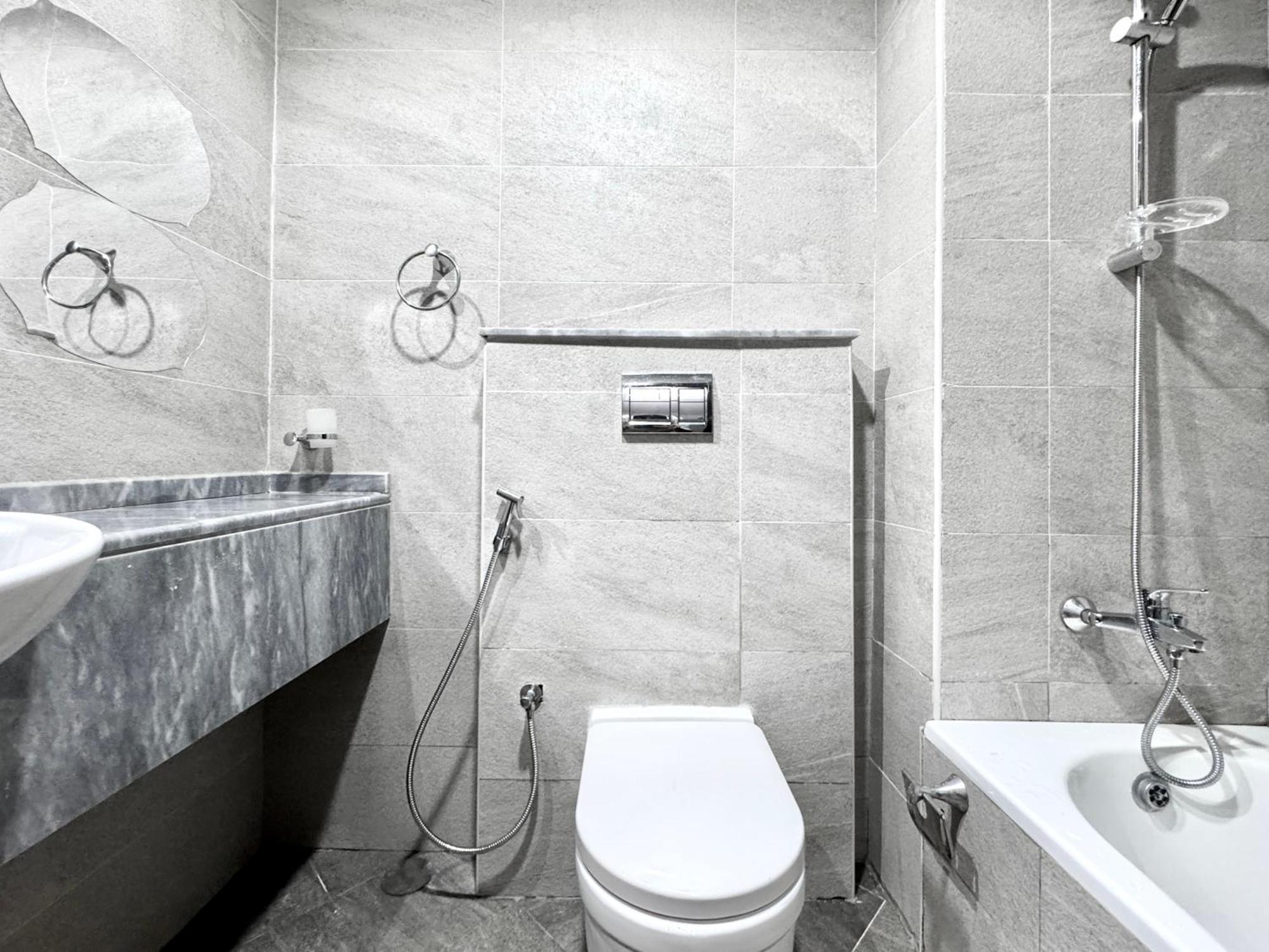 Al Manara Classic Deluxe *