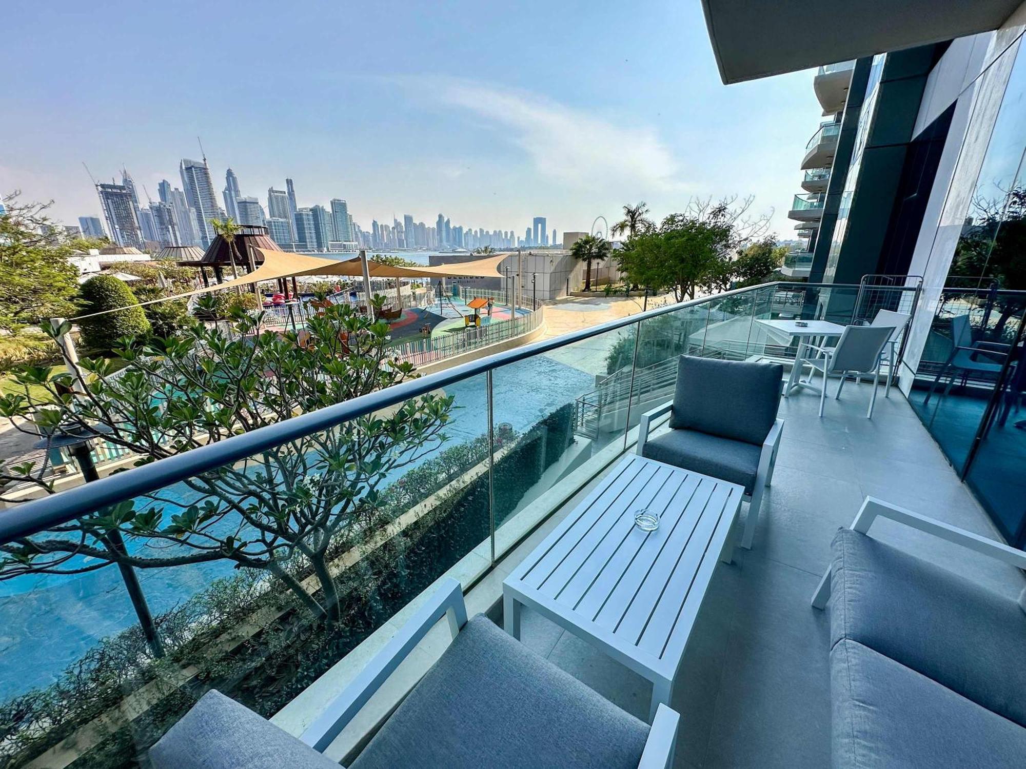 Renovated Marina View In Oceana Apartment *