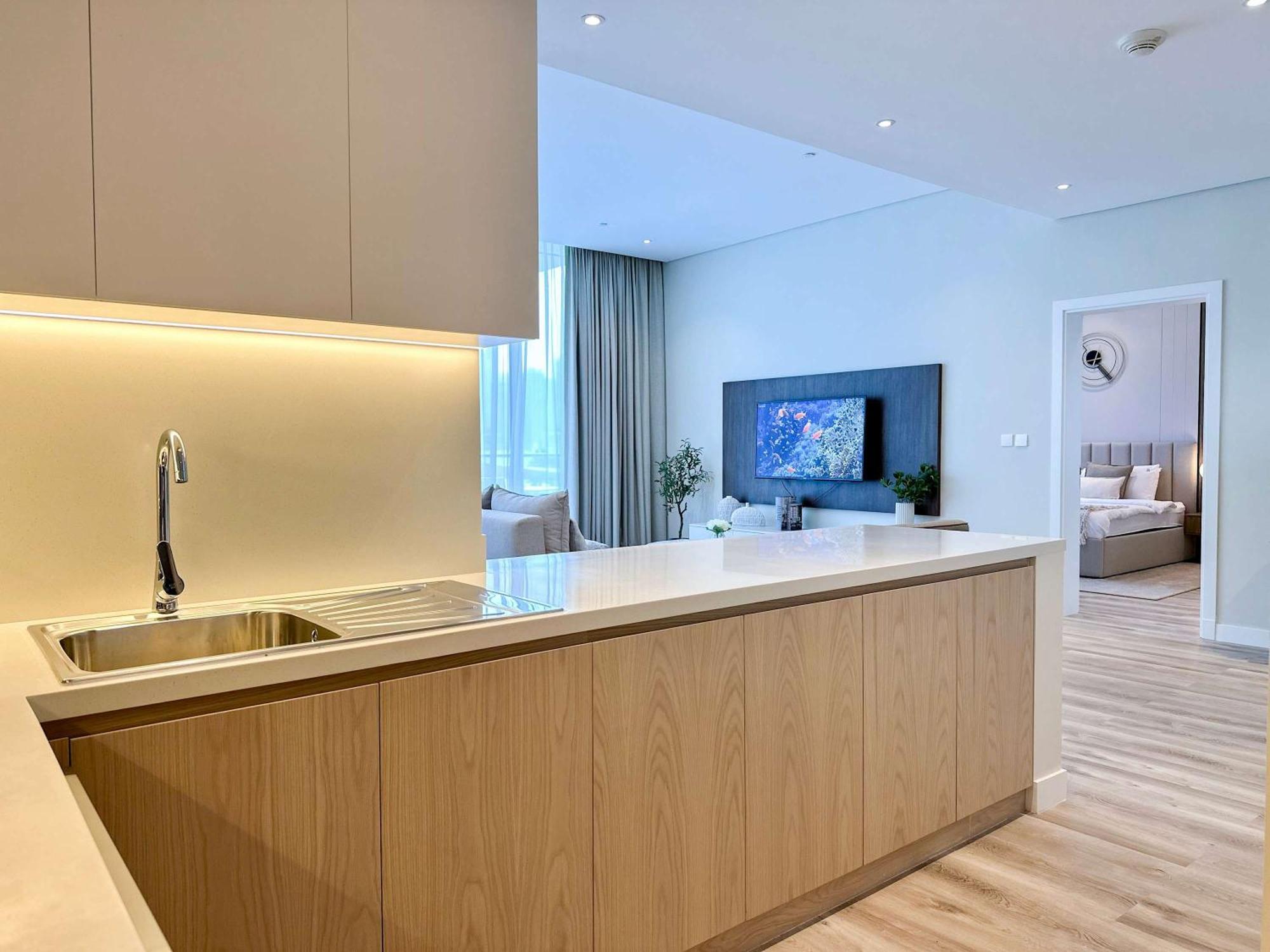 Apartment Renovated Marina View In Oceana Dubai