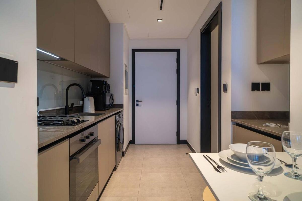 Luxe 5 Star Next To Downtown Dubai