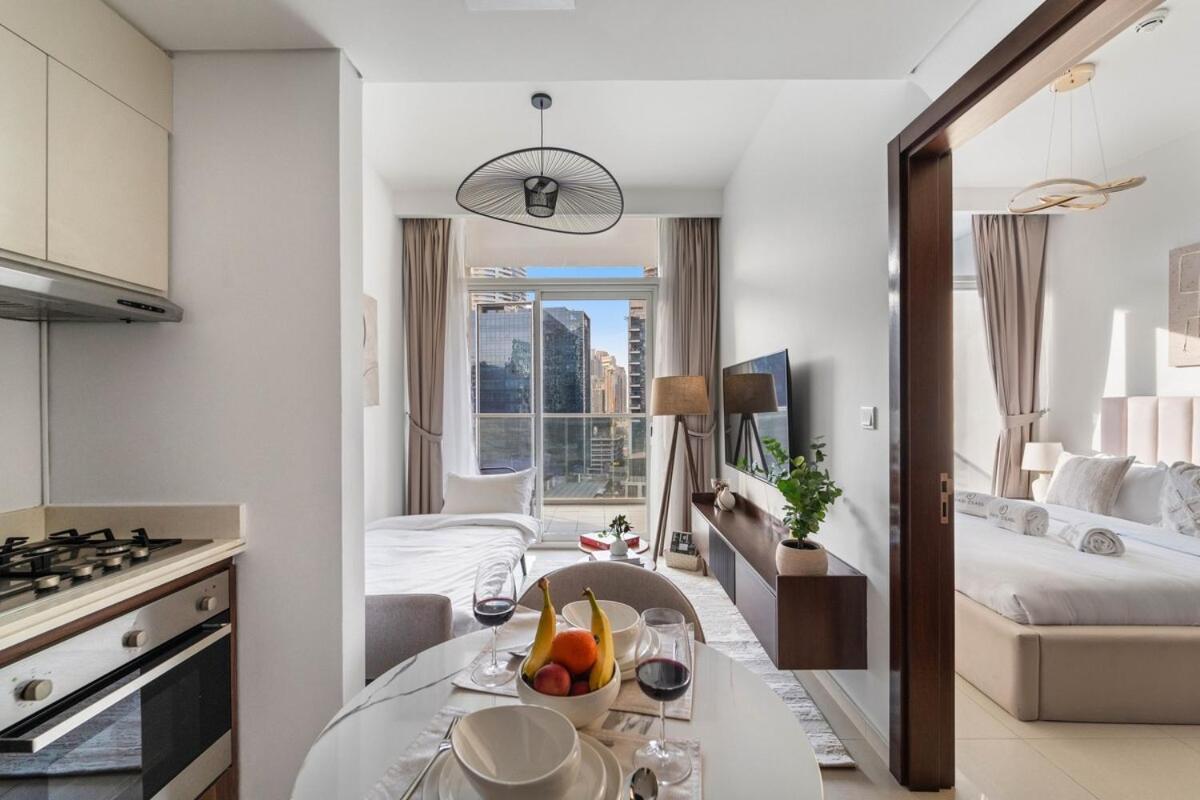 First Class 1br Iconic Views & Elegance Apartment *