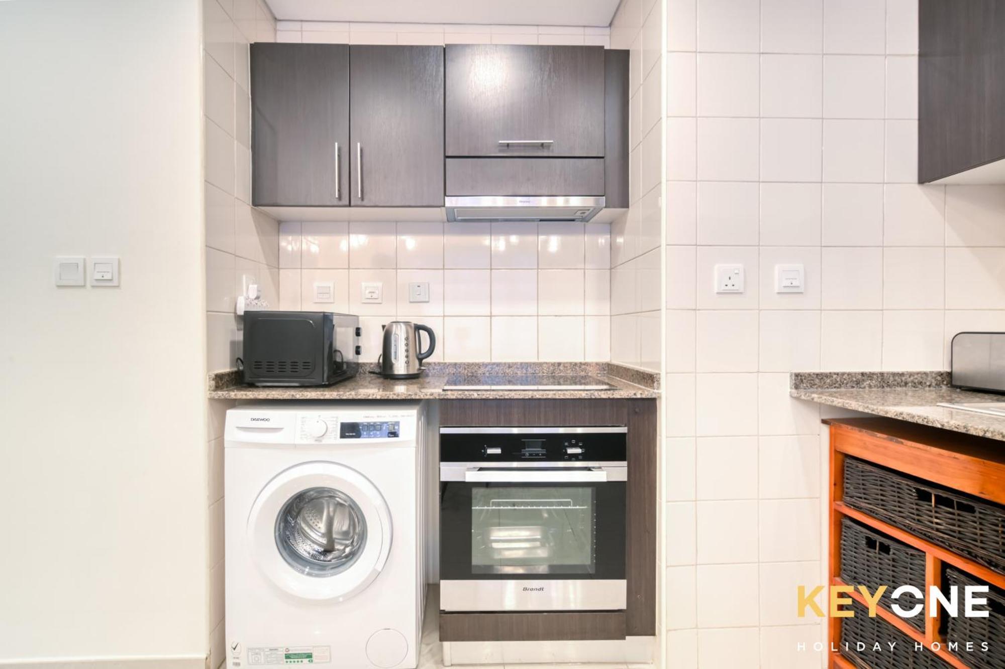 Contemporary One Bedroom 3 Appartement Dubaï