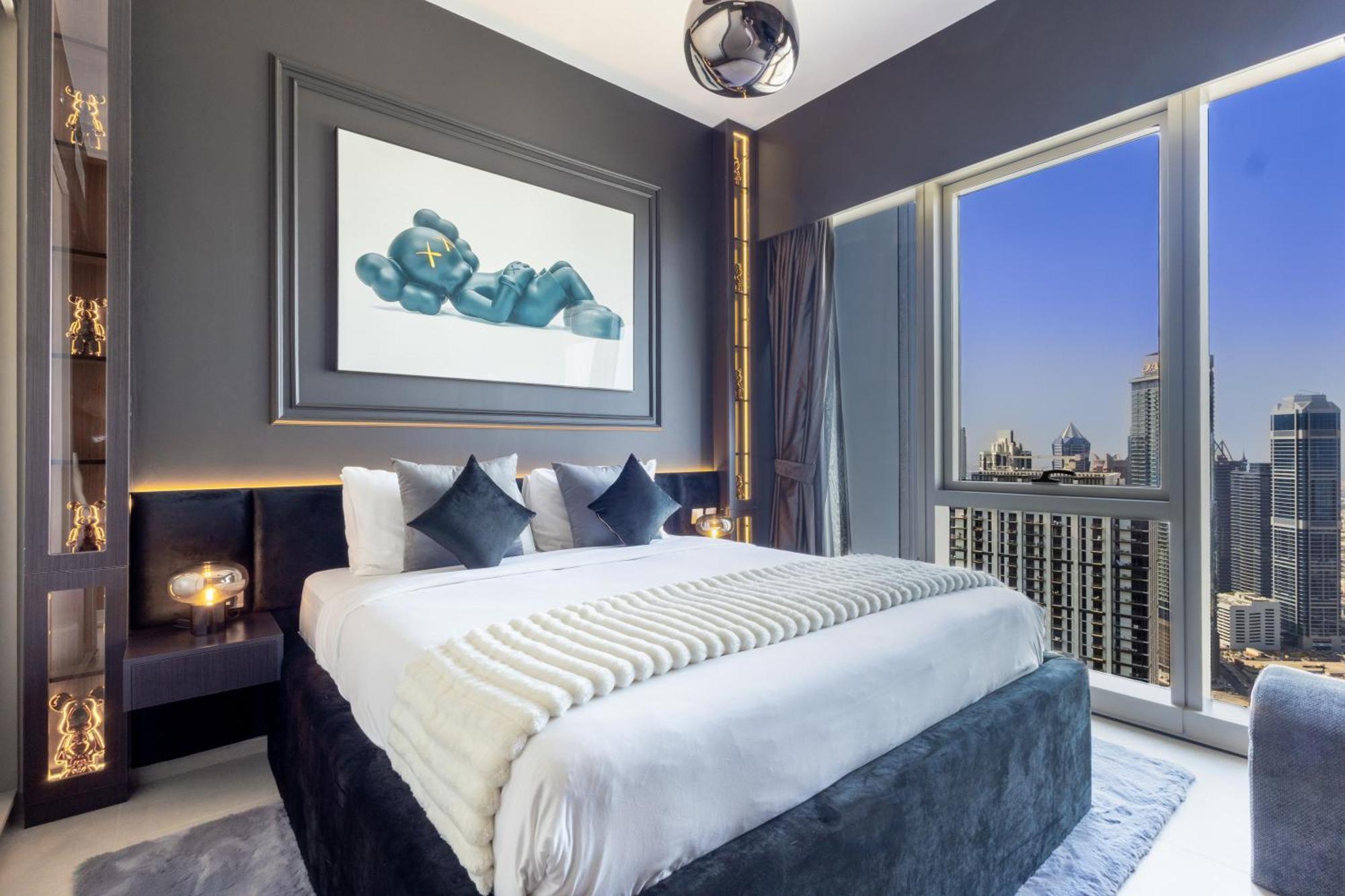 Brand New Luxe Downtown 46th Floor *